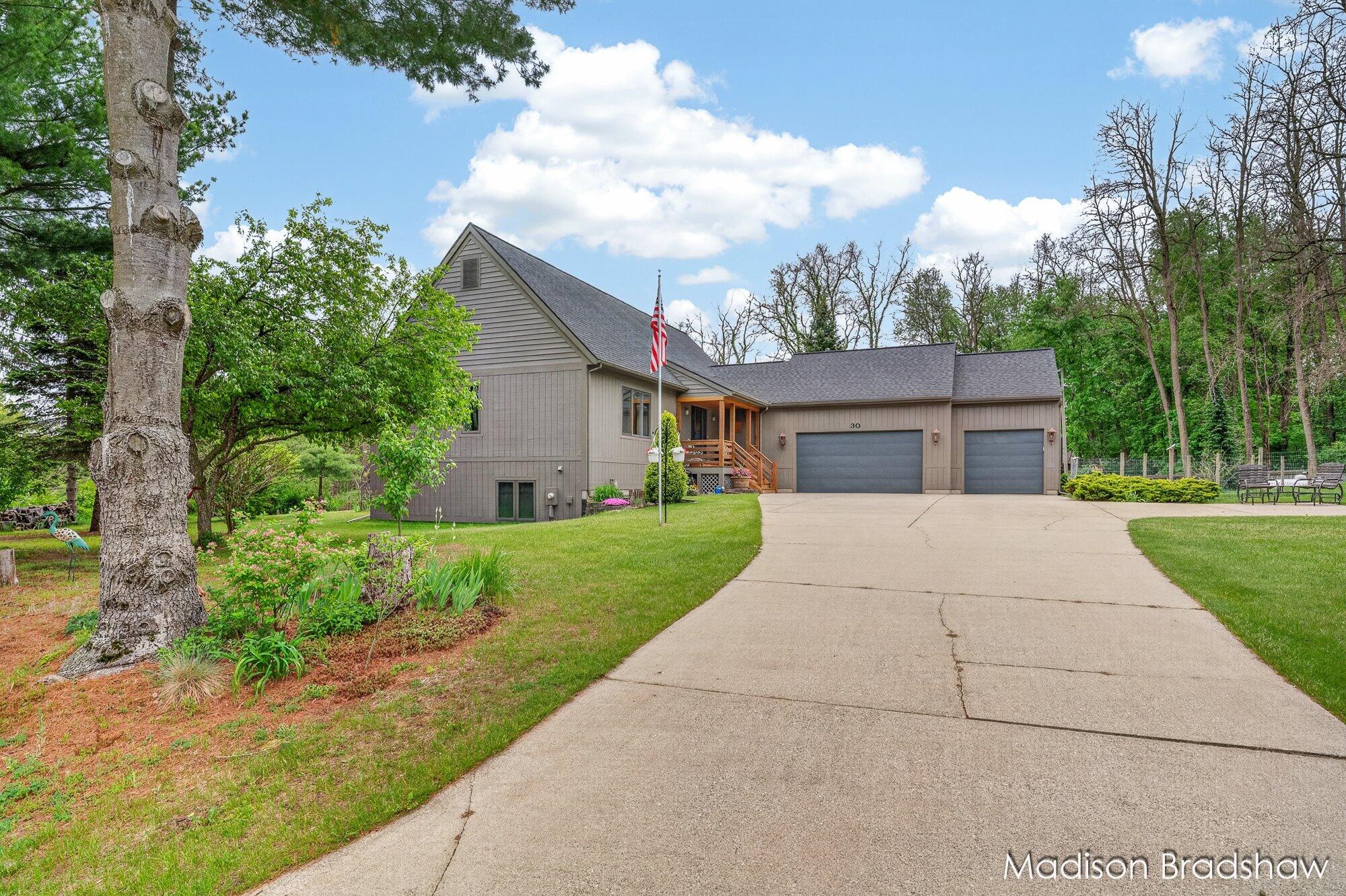 30 Whistling Pines Lane NW