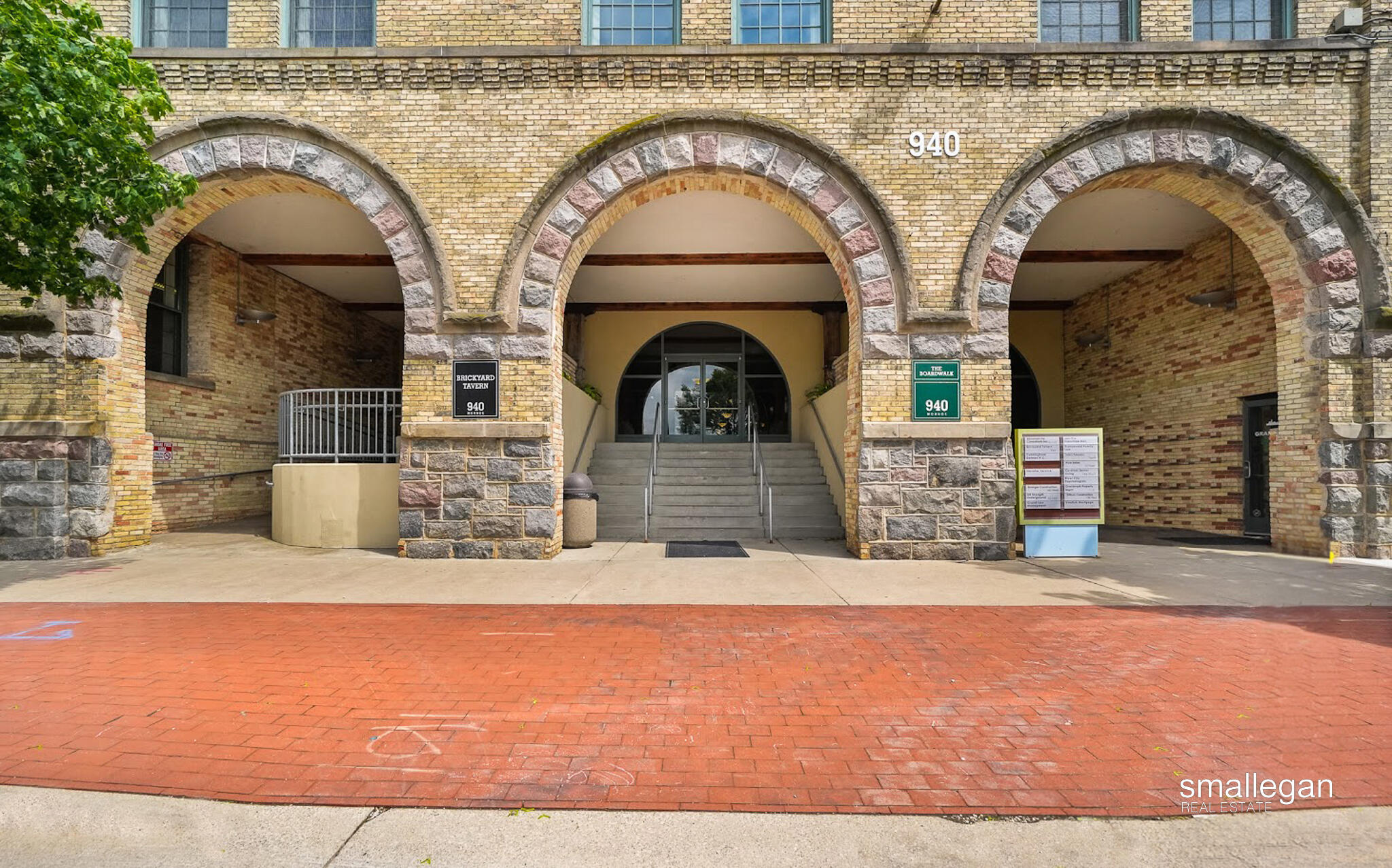 940 Monroe Avenue NW Building: 1 Unit: 444