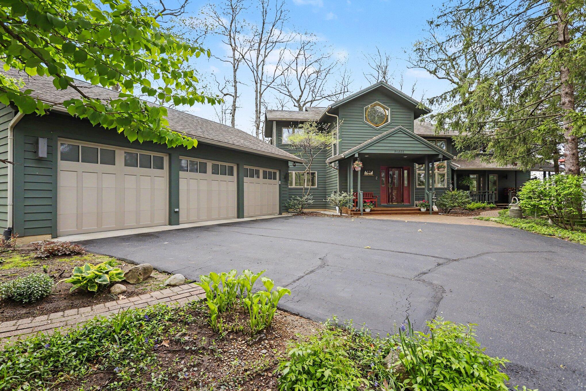 90888 Bluff Drive