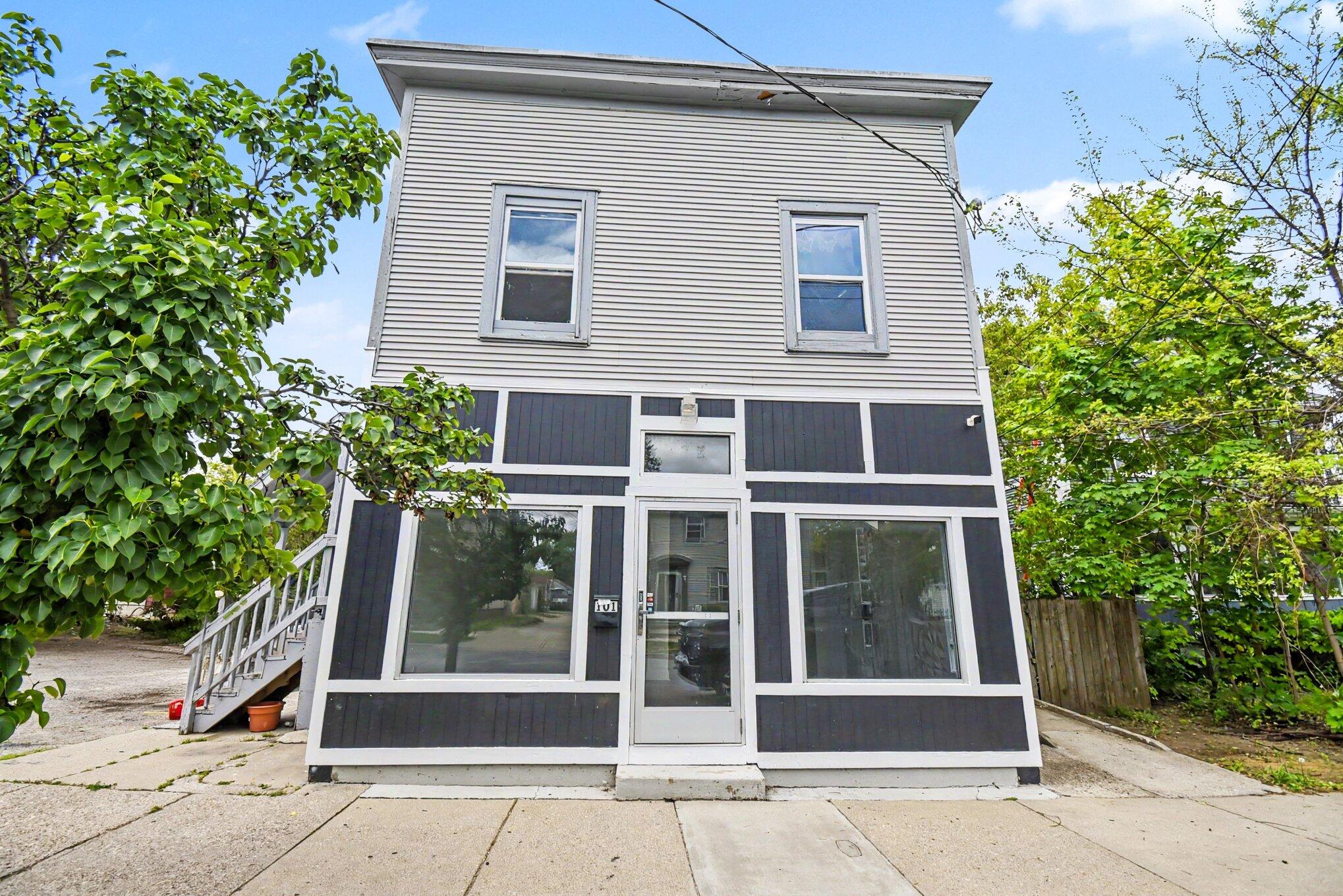 613 Fuller Avenue SE