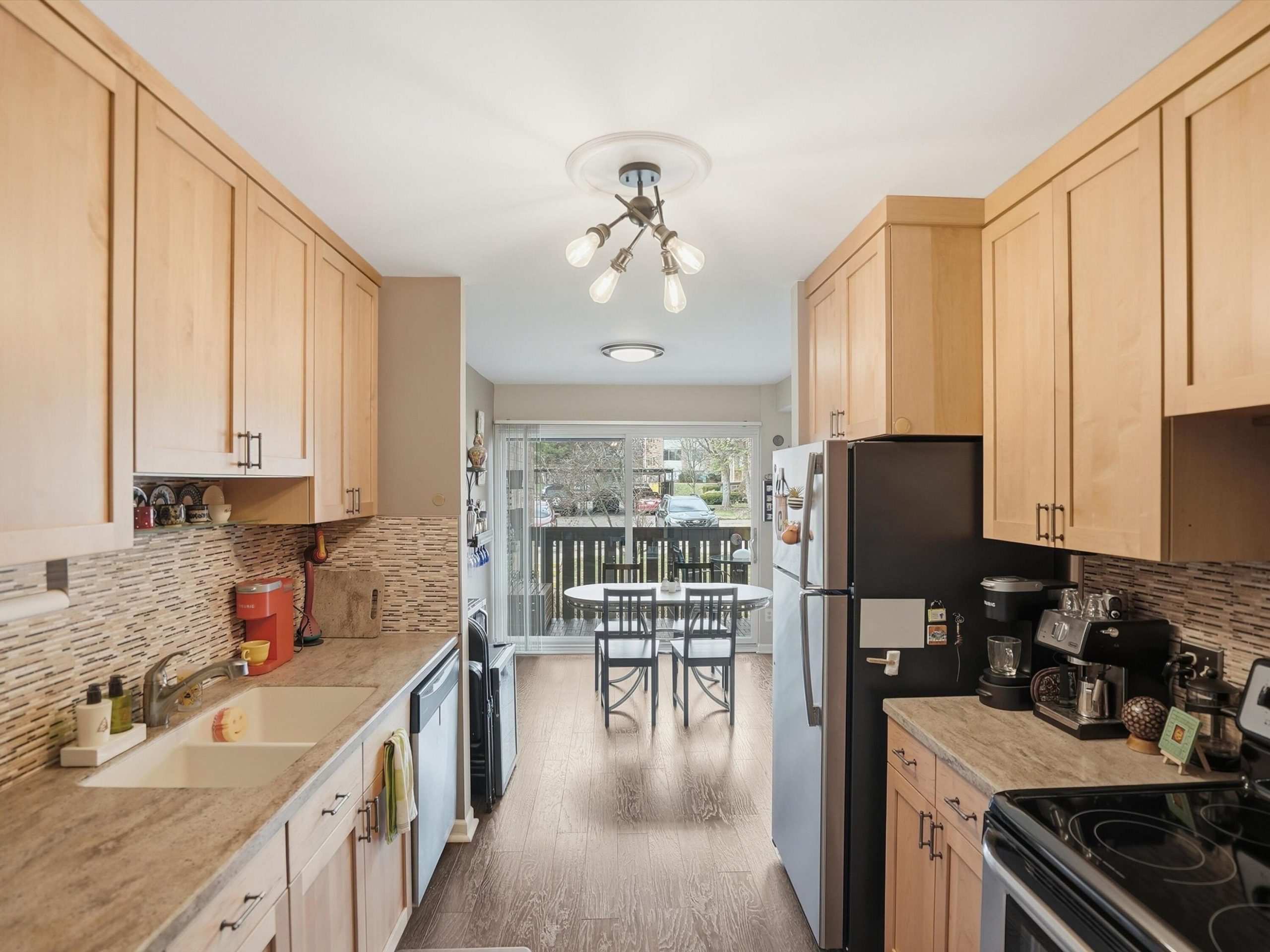 1265 S Maple Road Unit: 206