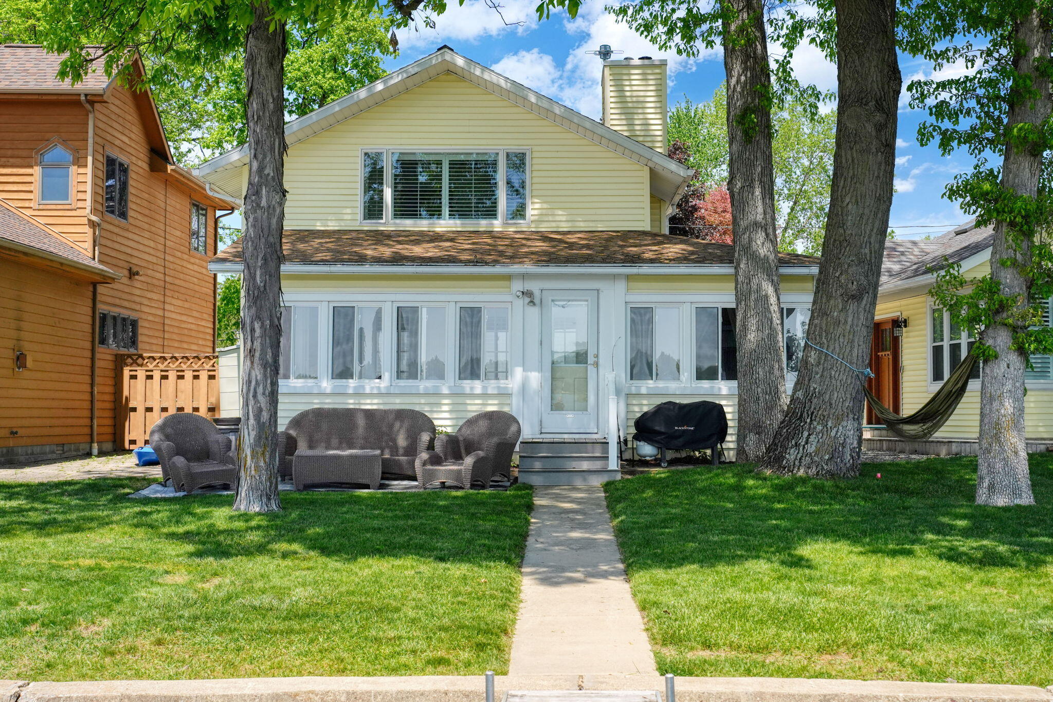8588 N Shore Drive