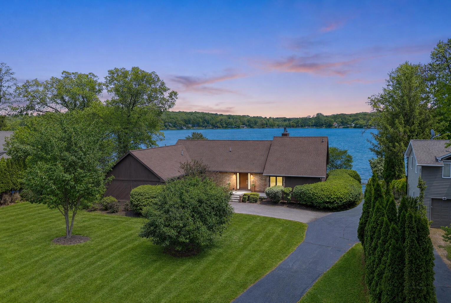 6563 Softshell Drive