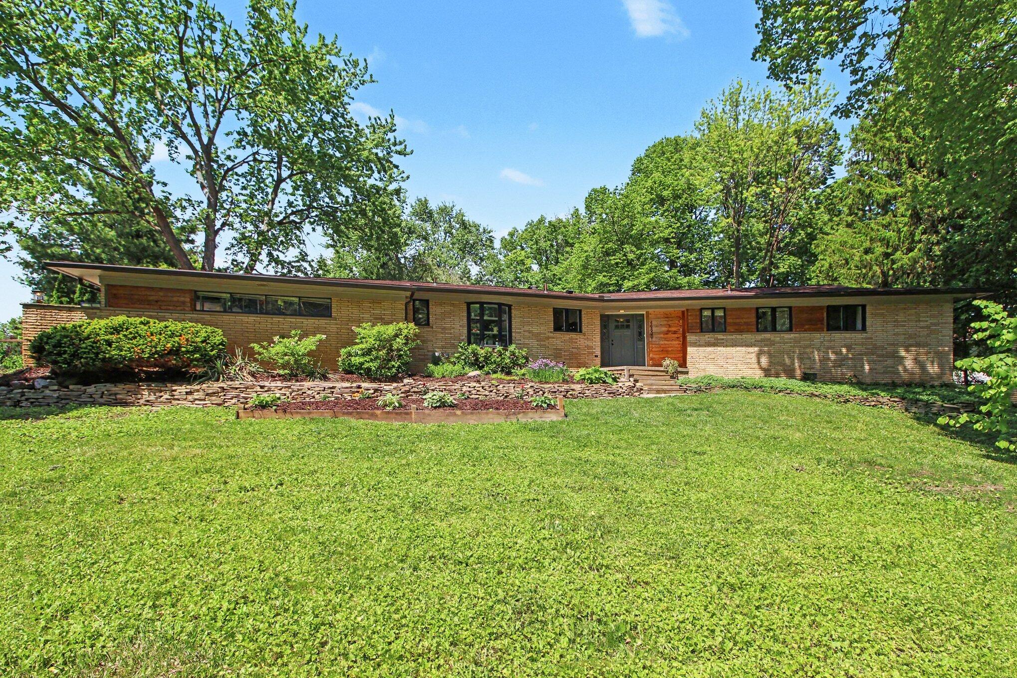 46800 Betty Hill Lane