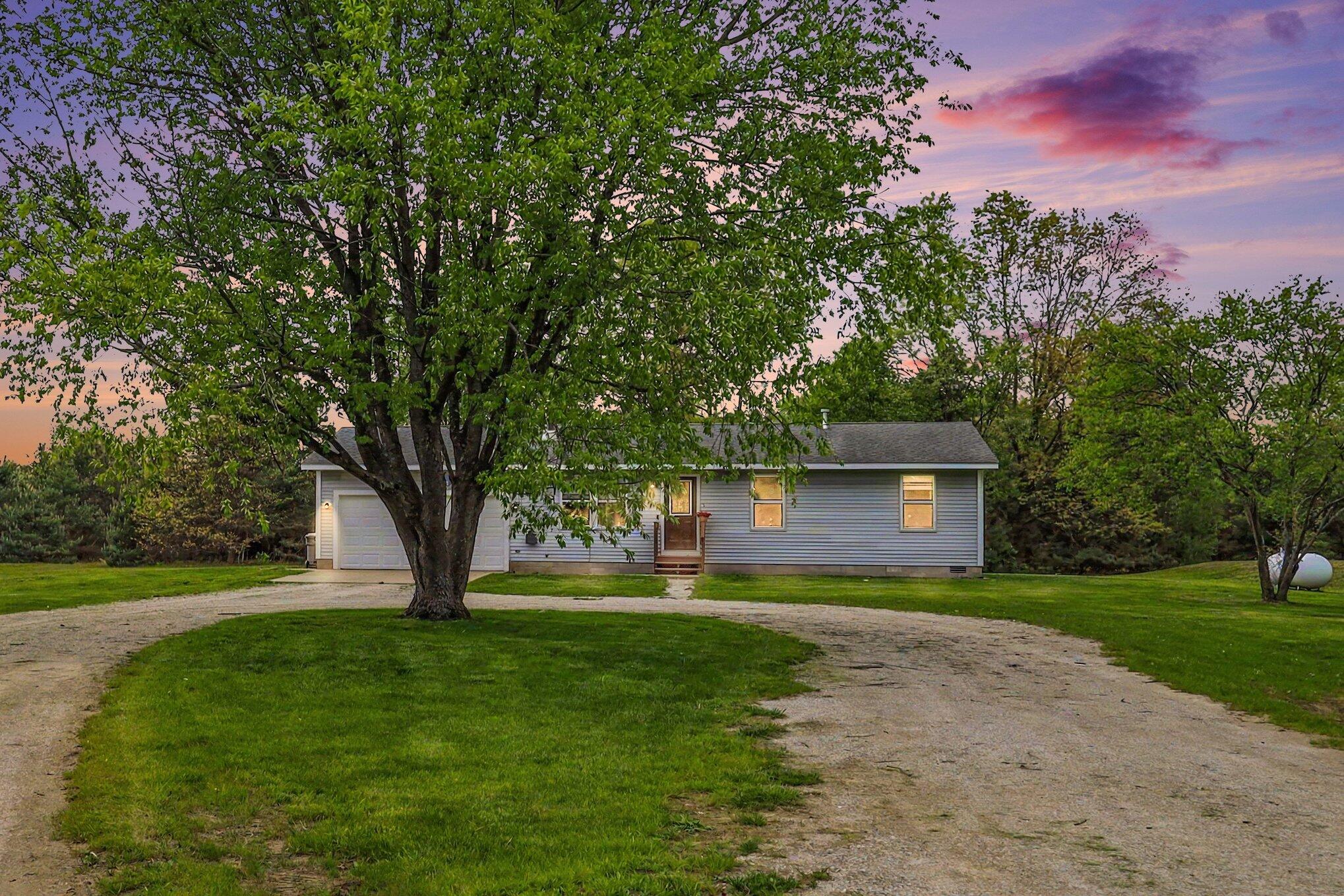 3449 Rich Road