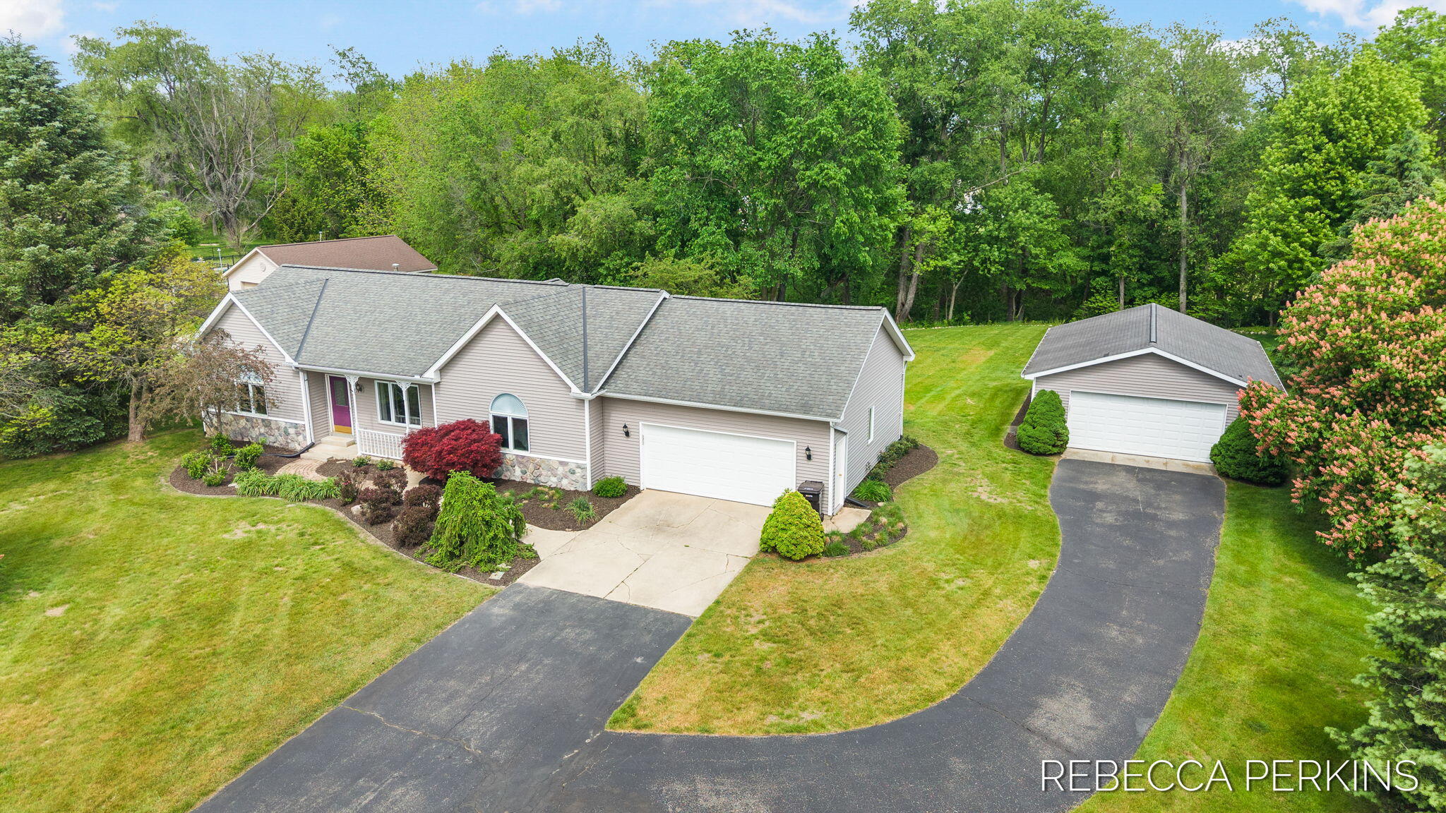 3569 Walnut Park Drive