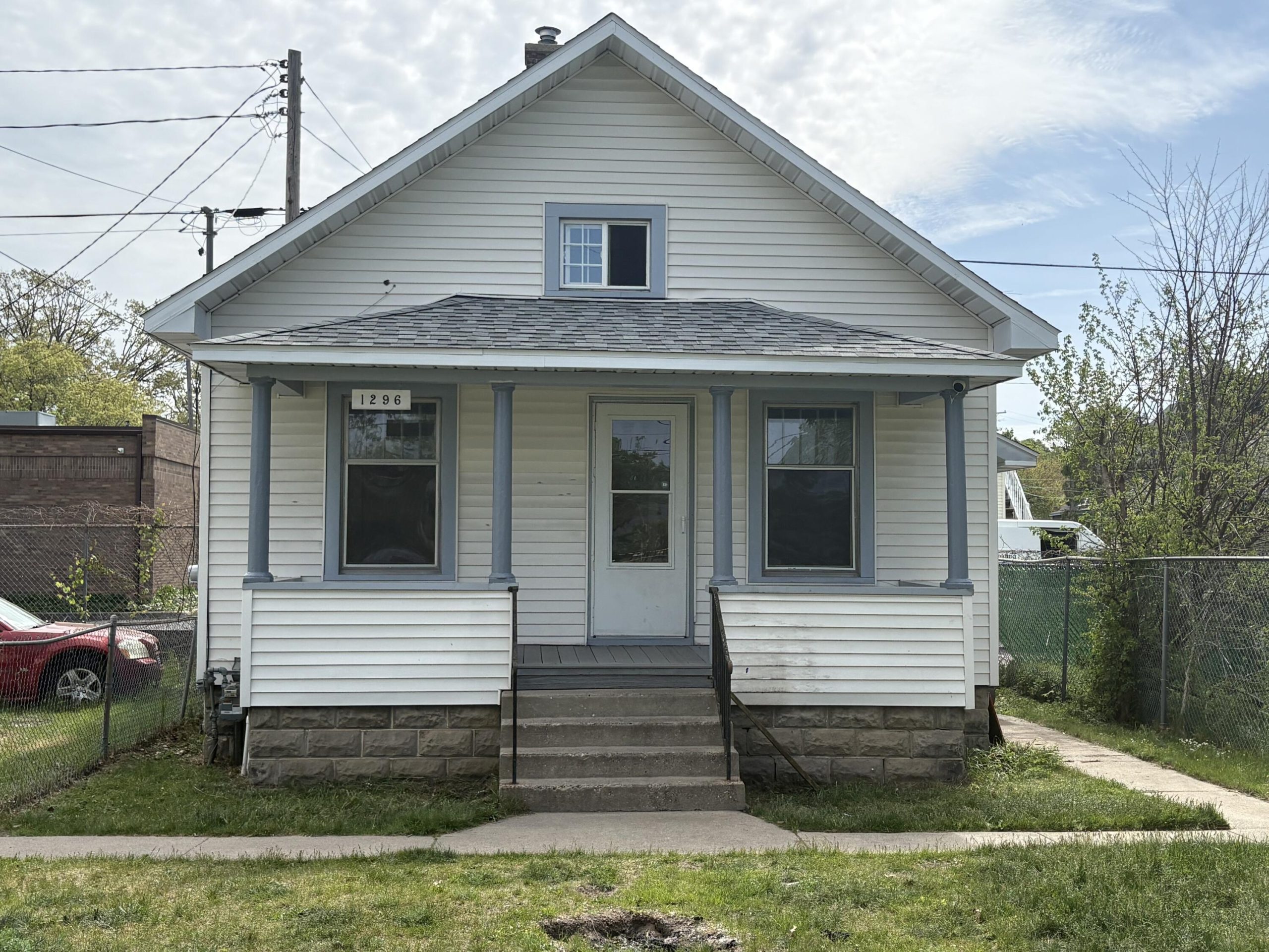 1296 Sanford Street