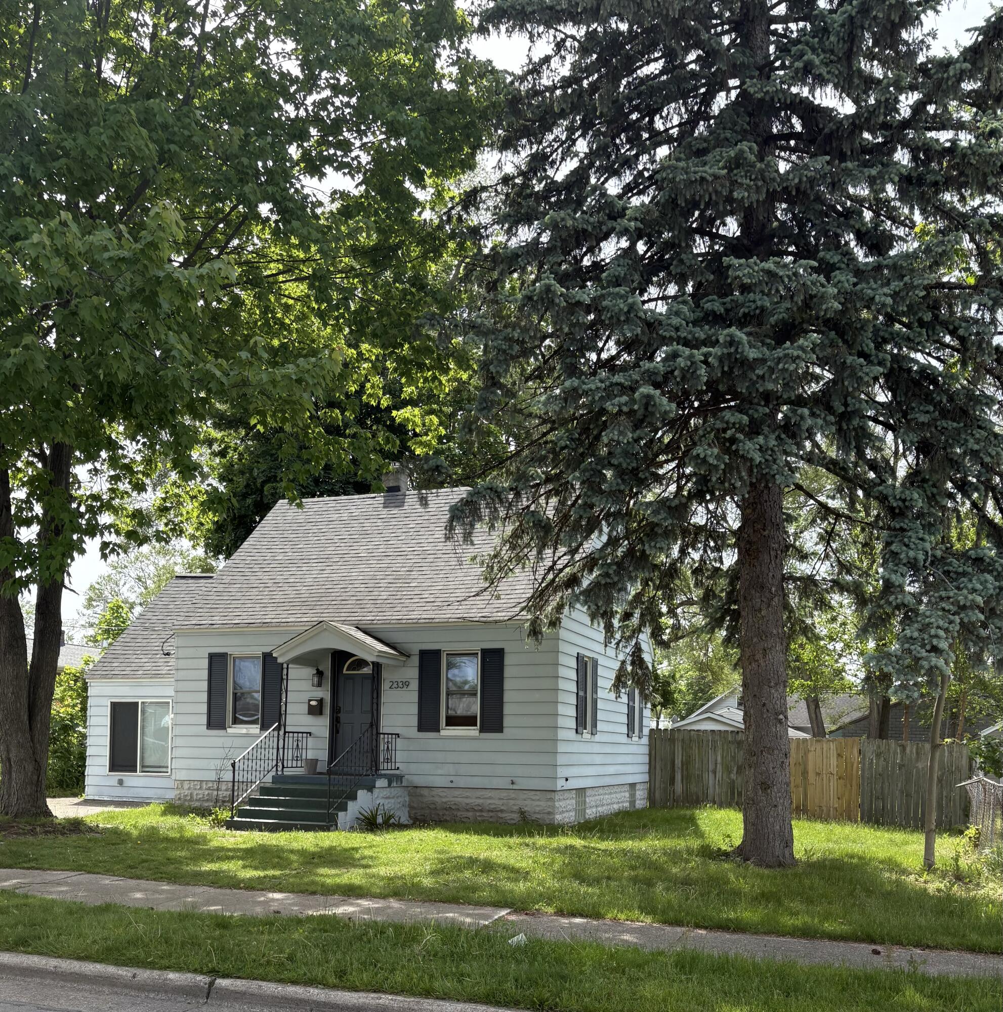 2339 Camden Avenue SW