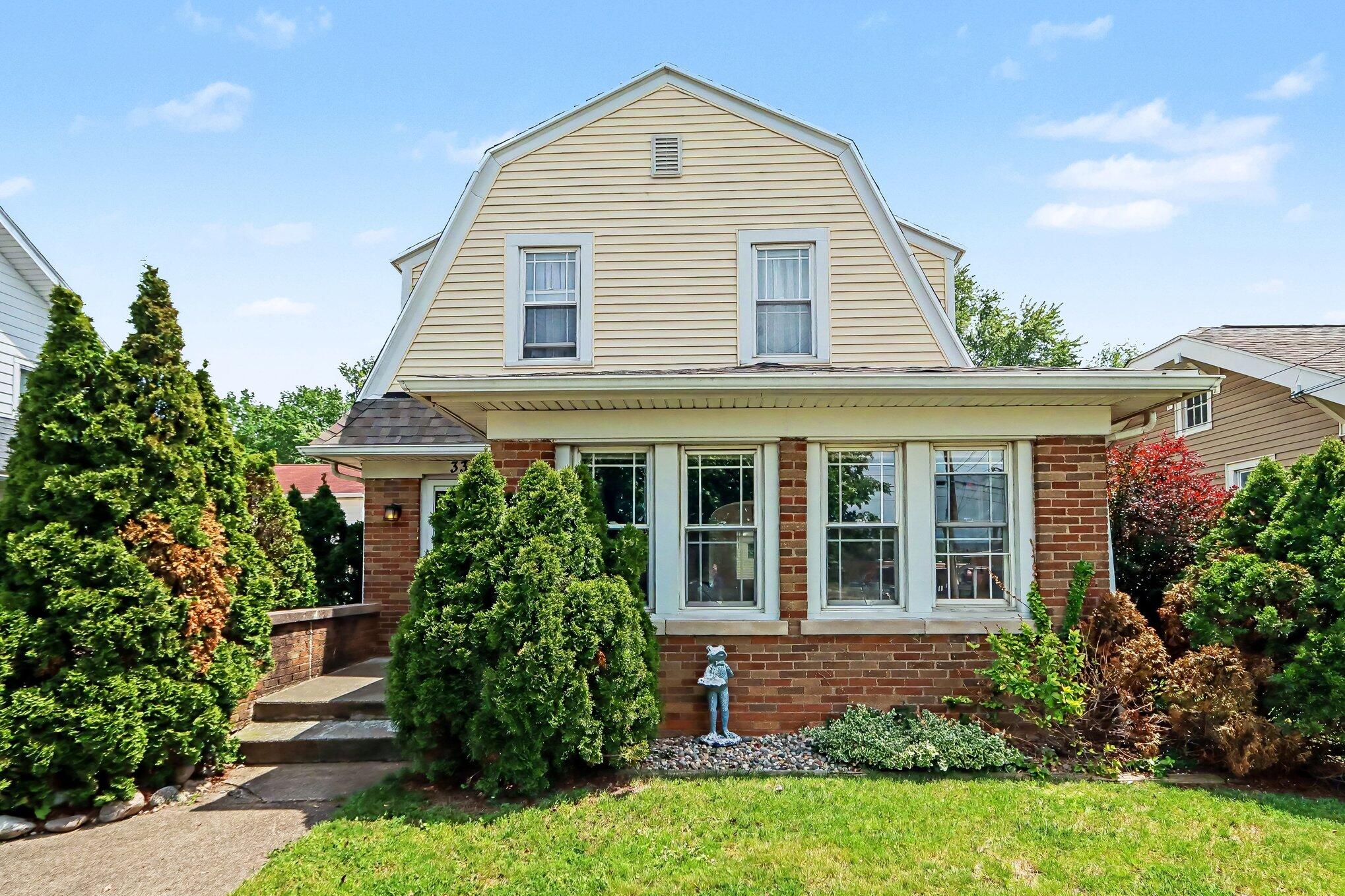 330 N Riverview Drive