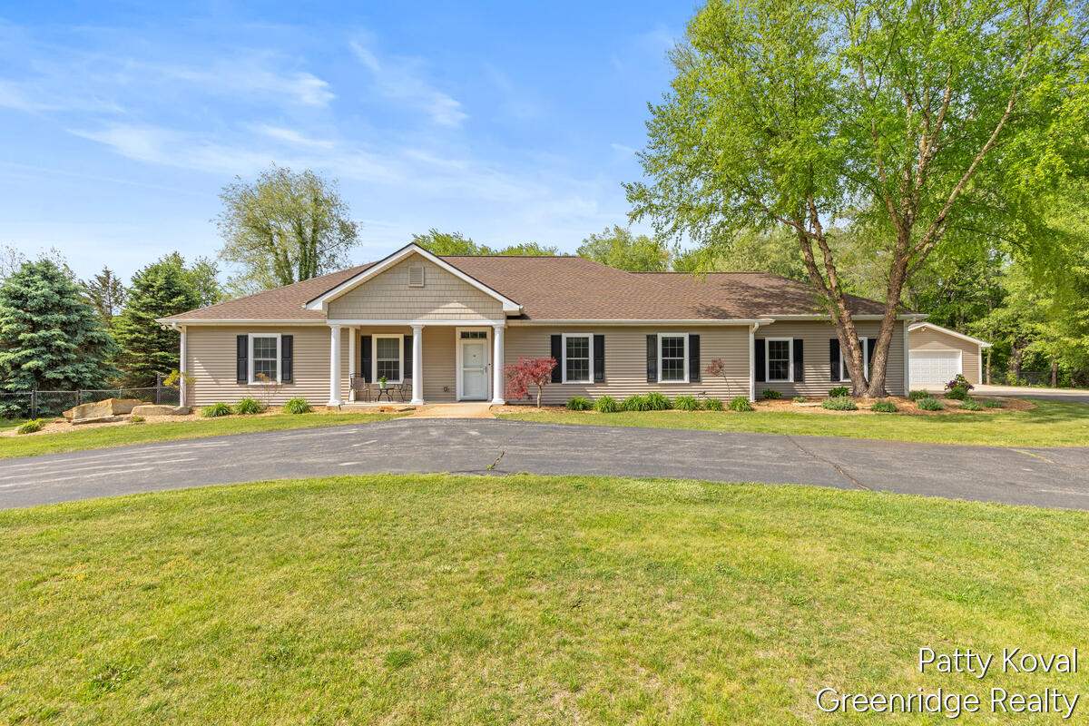 4454 Foxmoor Court