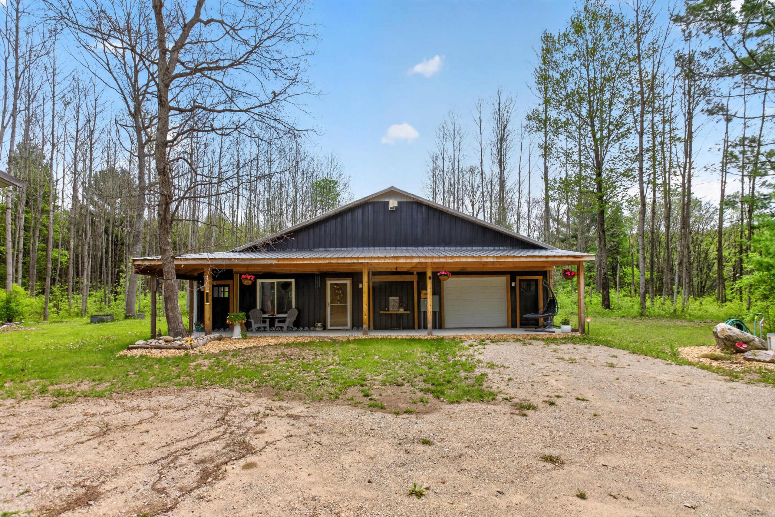 4850 E US Highway 10