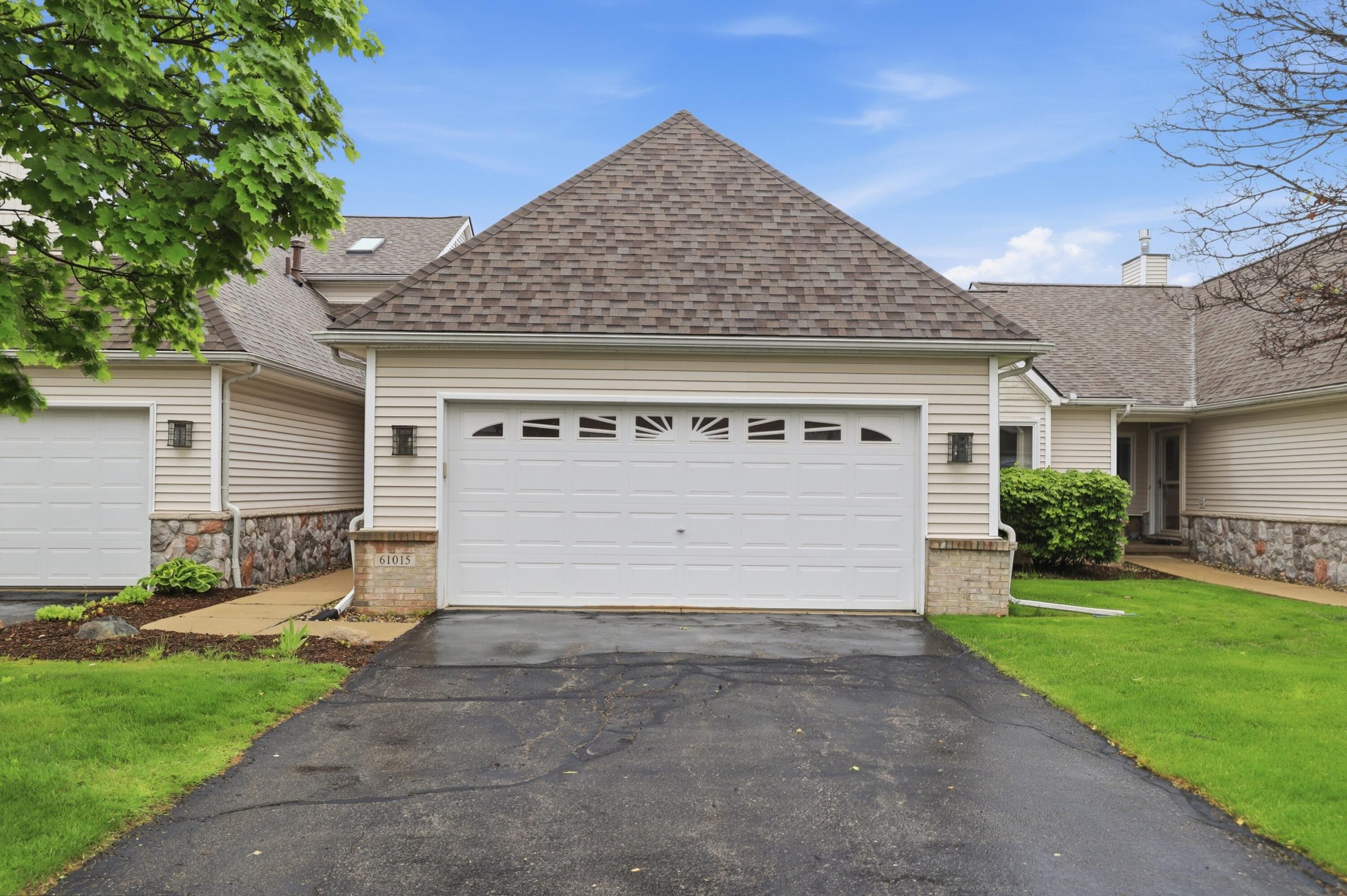61015 Evergreen Court