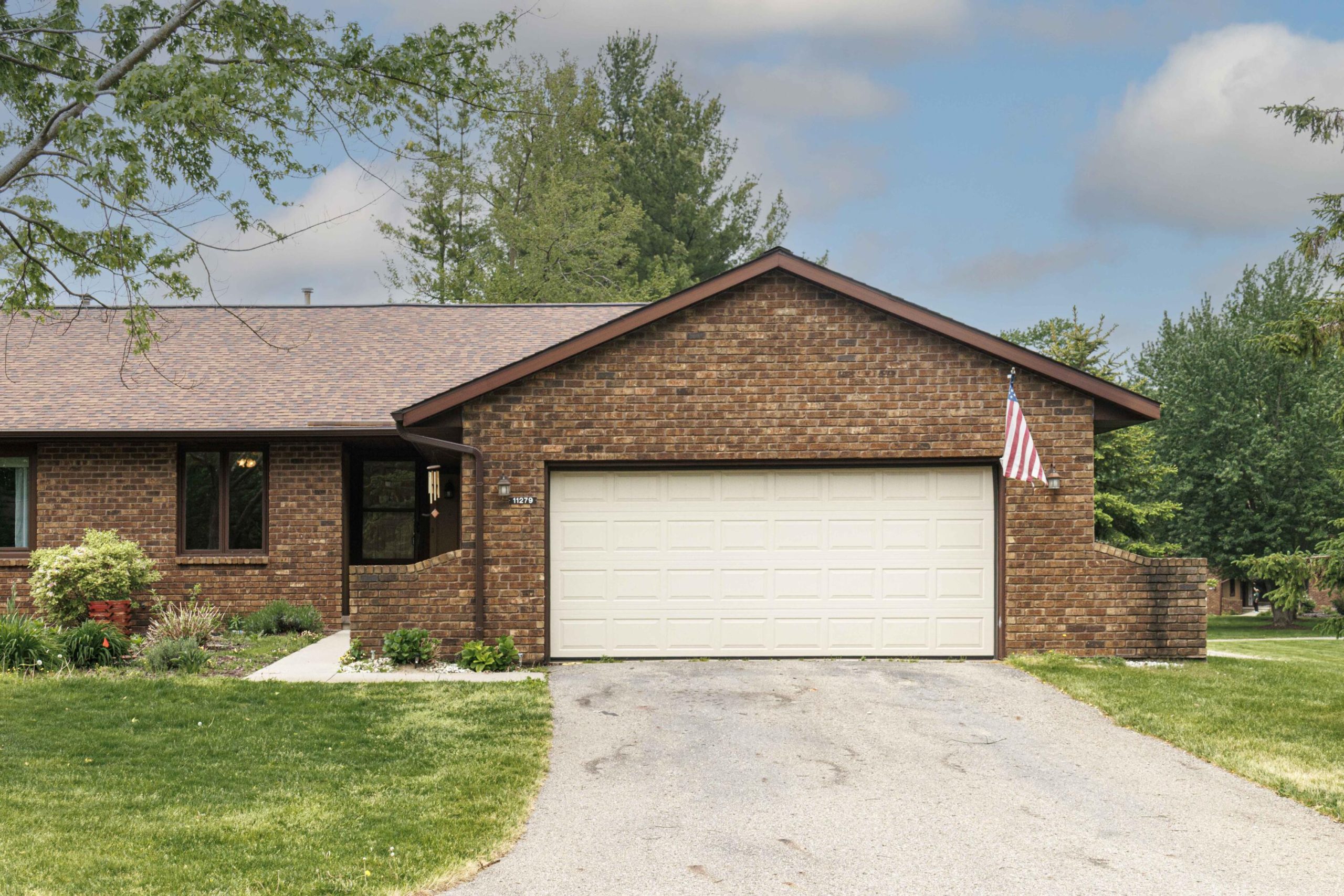 11279 Whispering Creek Drive