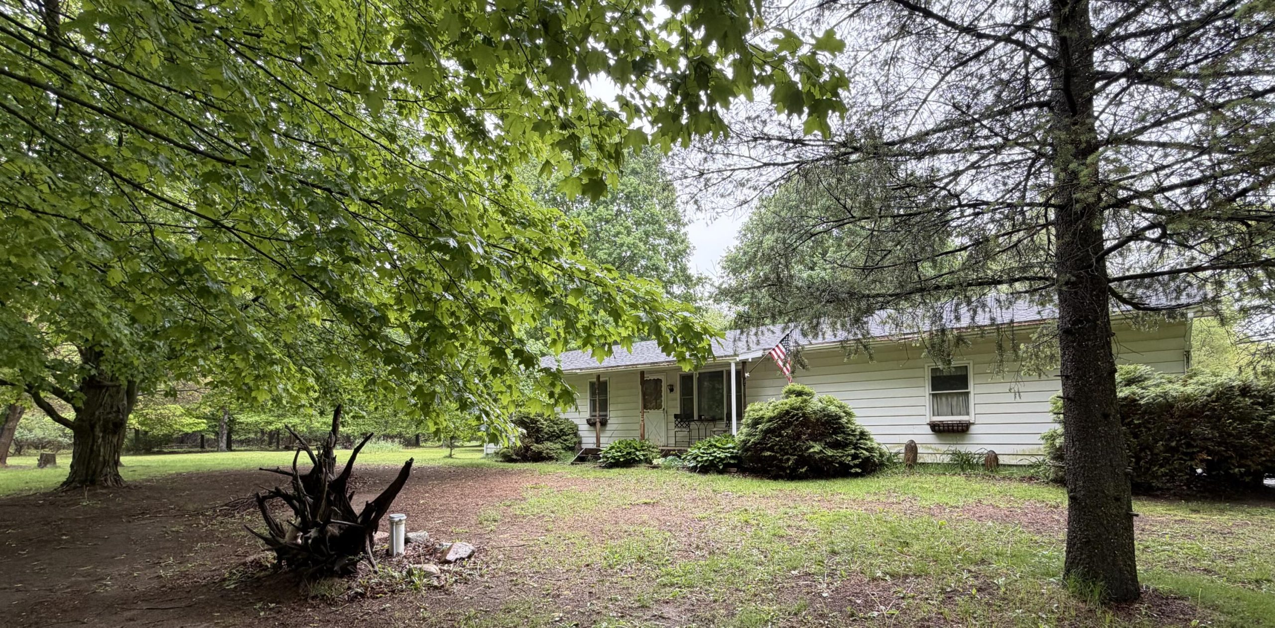 6242 Hawley Highway