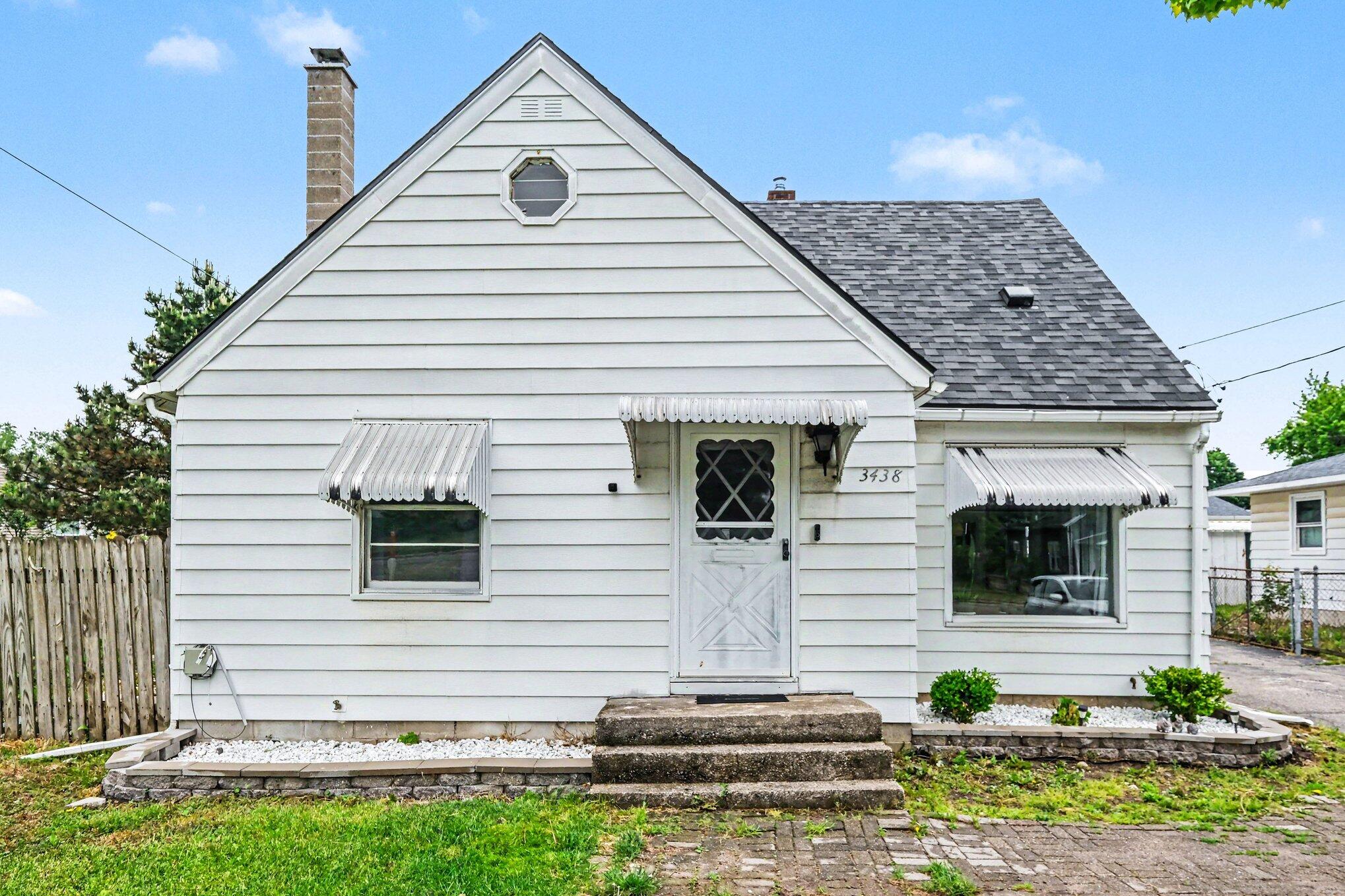 3438 Byron Center Avenue SW