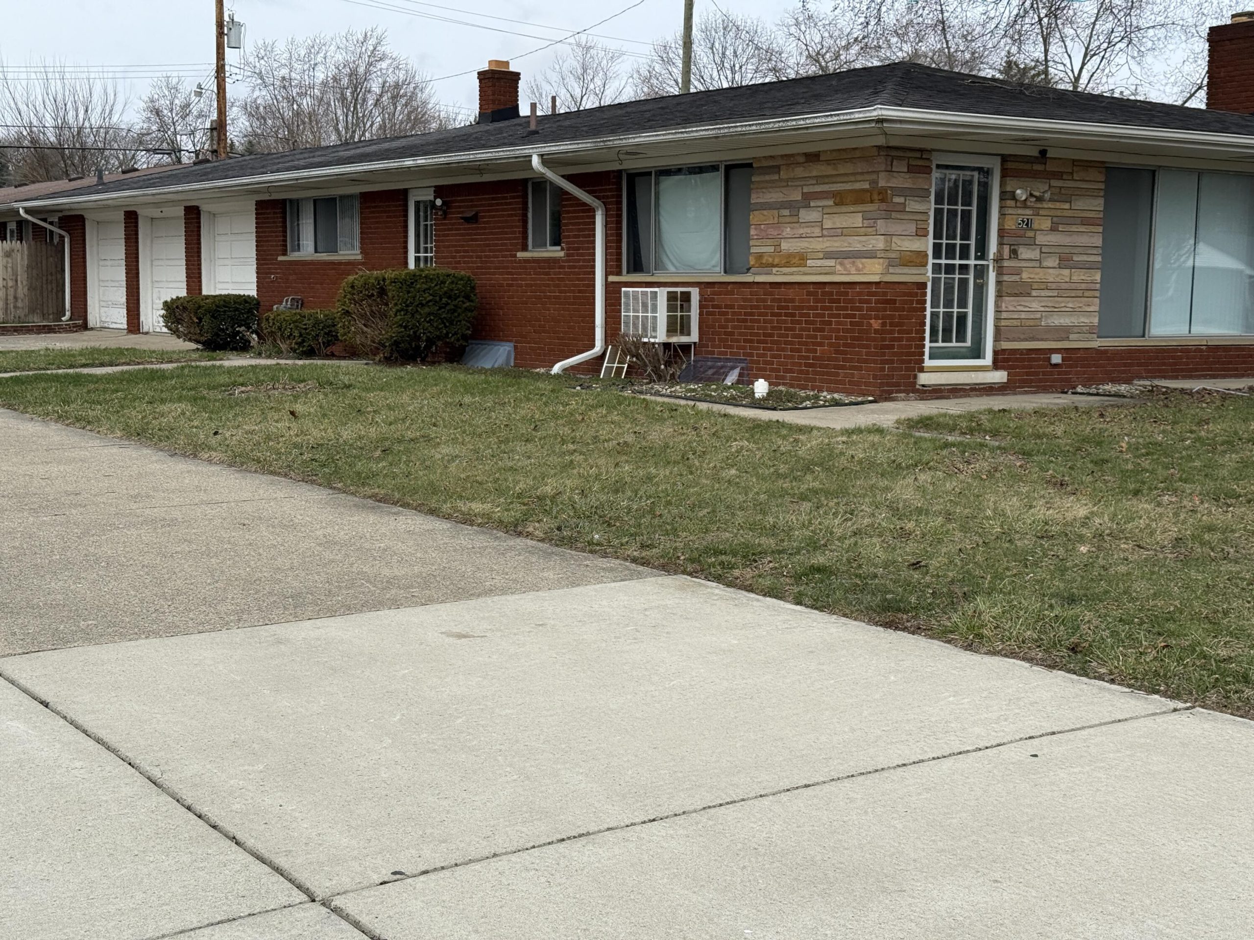 521 N Harris Road