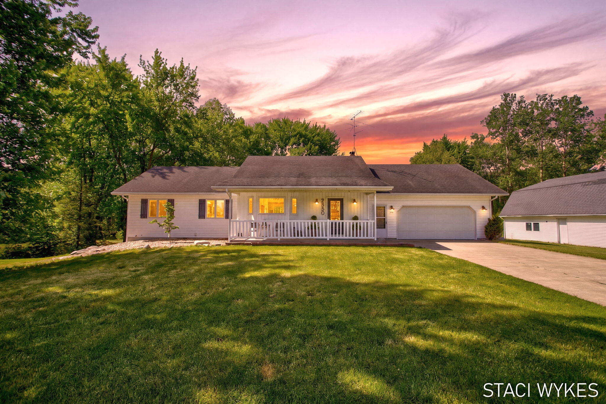 2550 Ranchland Drive SW