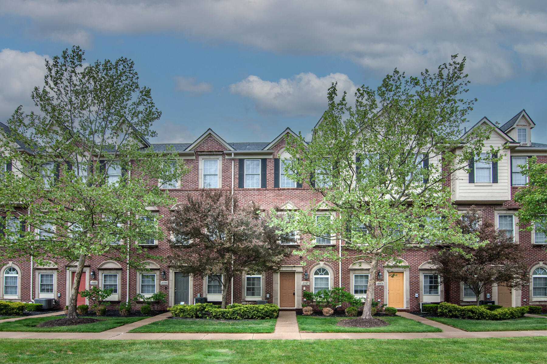 45587 N Stonewood Road