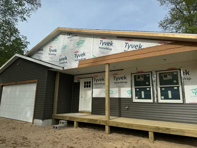 170 N 6th Avenue