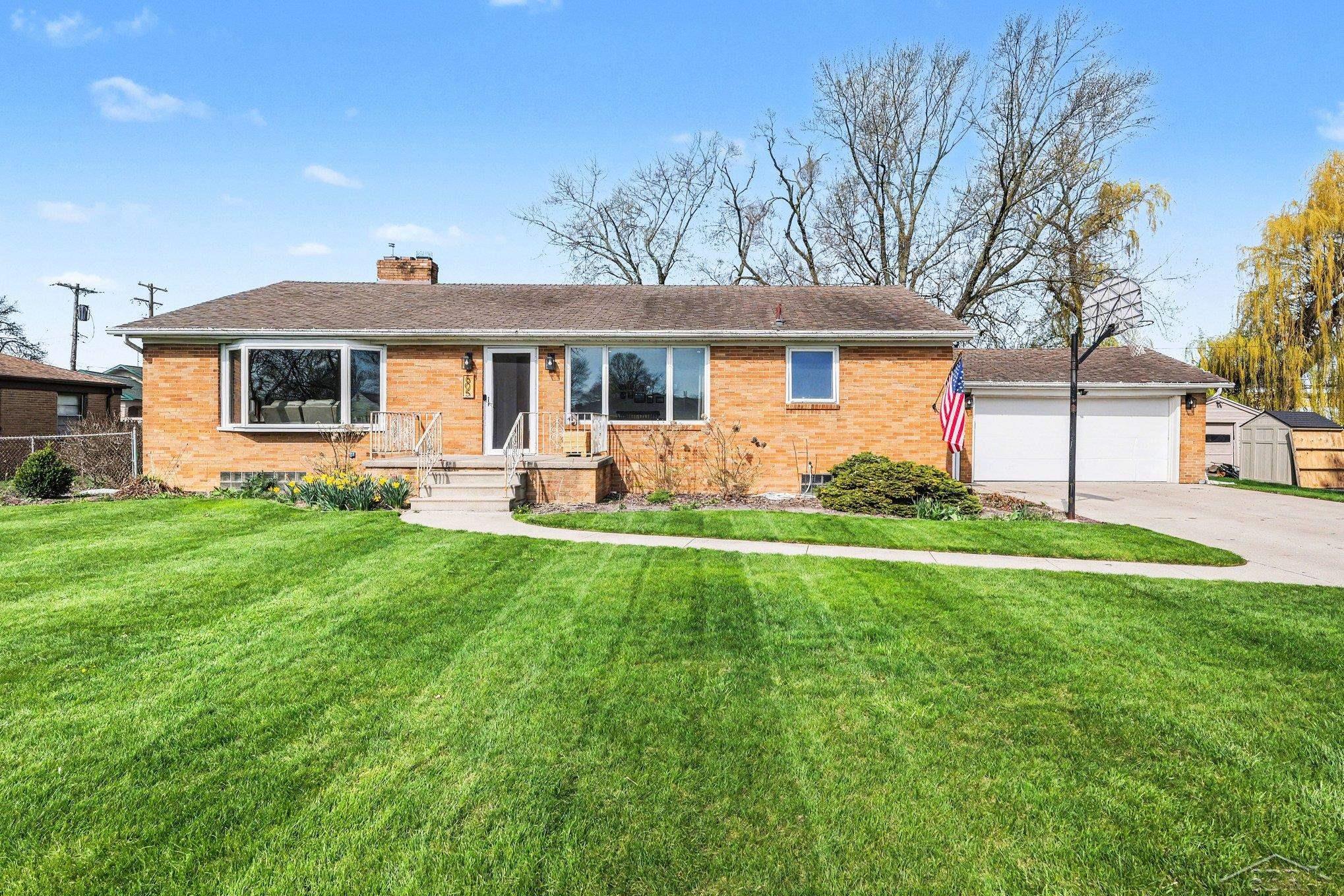 605 Webb DR