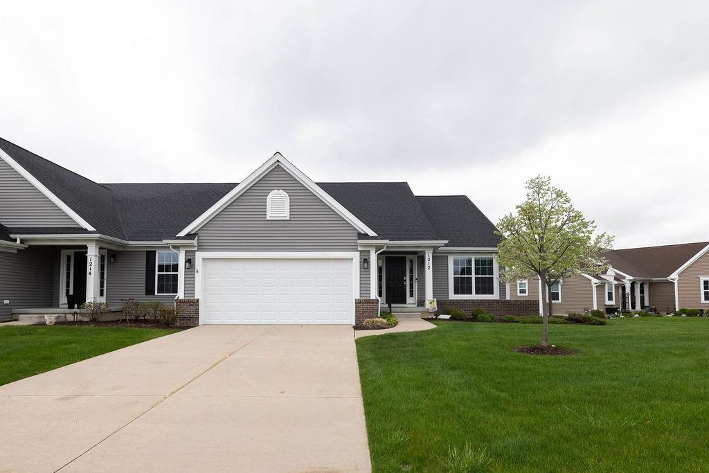 1212 Wineleaf LN