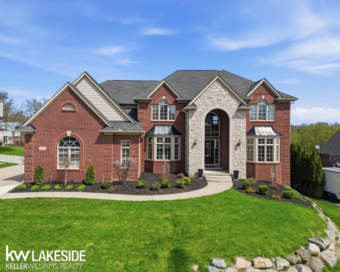1112 Canyon Creek DR