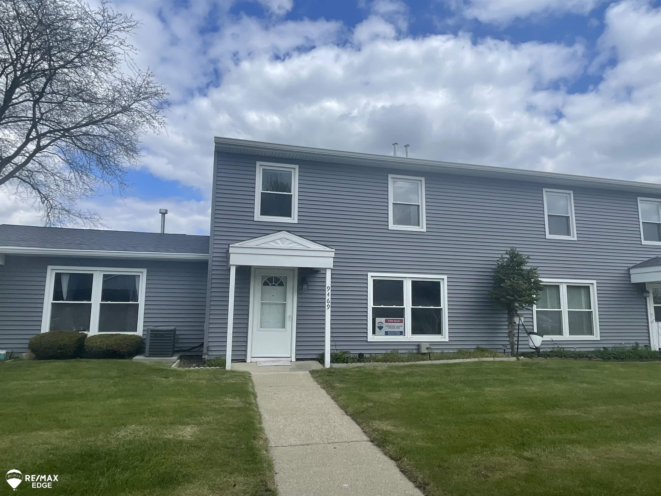 9469 Parkwood North DR