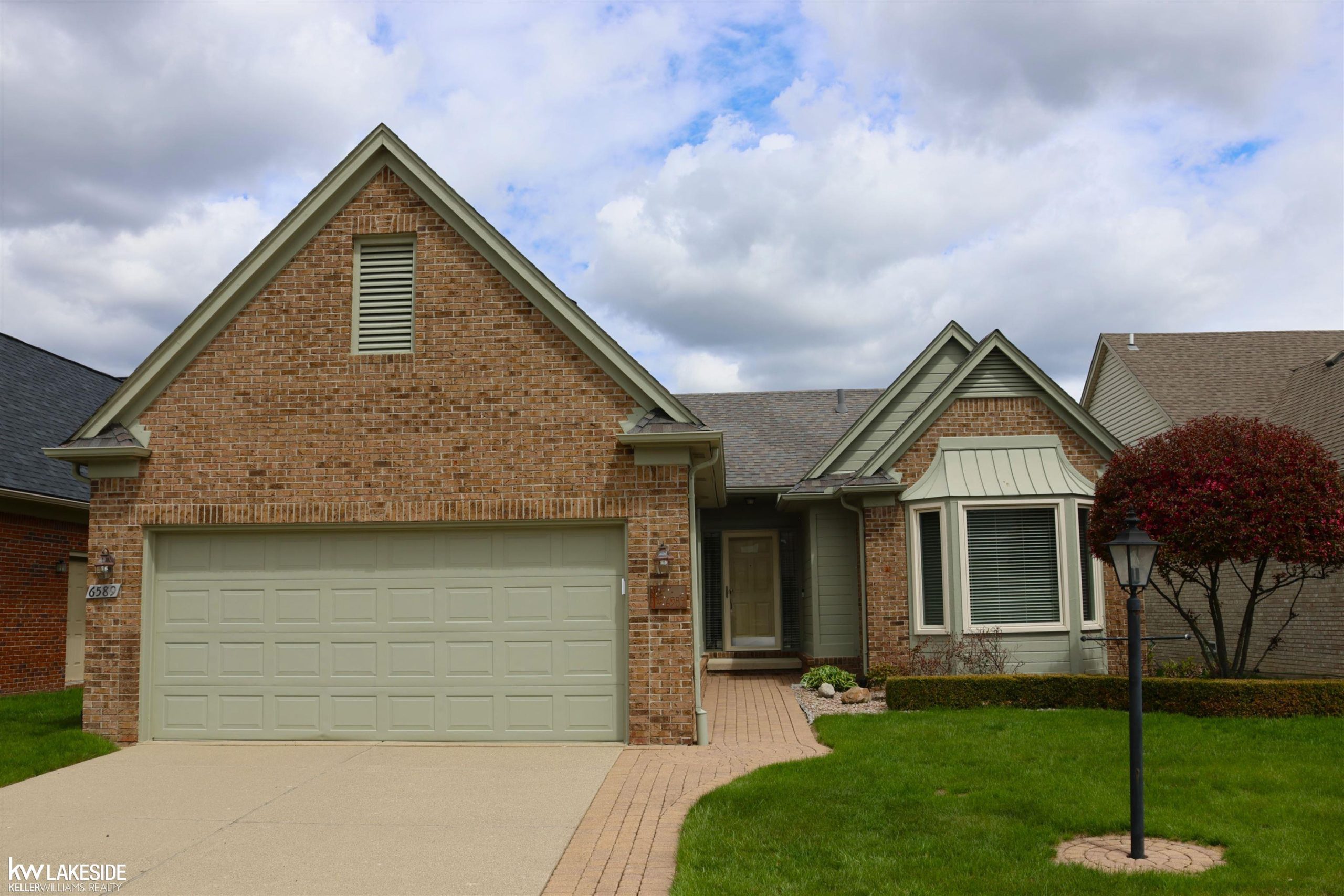 6589 Copper Creek DR