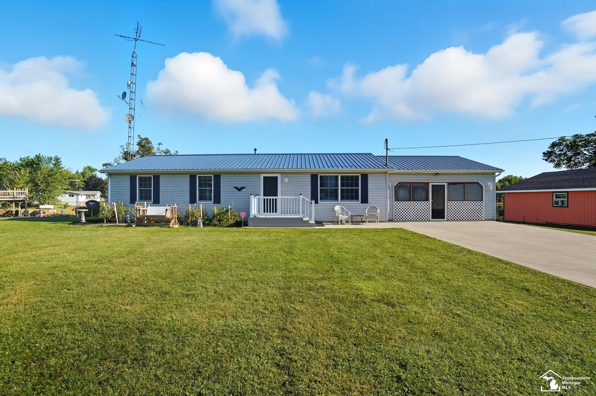 14667 Roberts CT