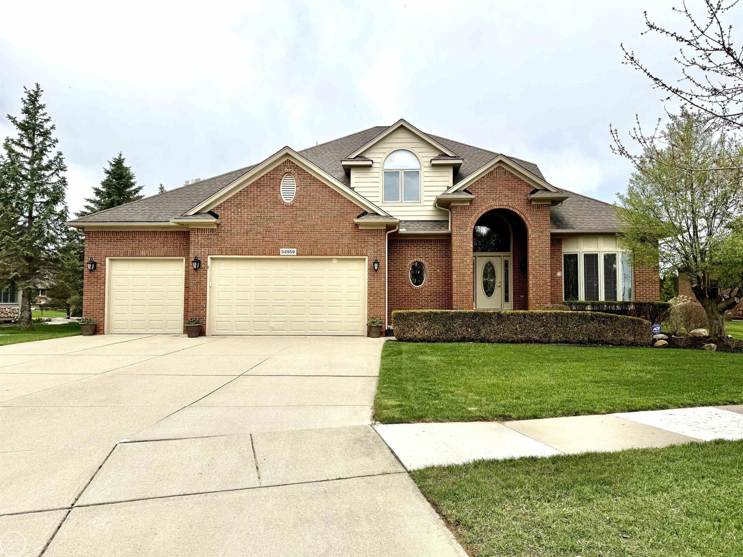 54959 Danielle ST
