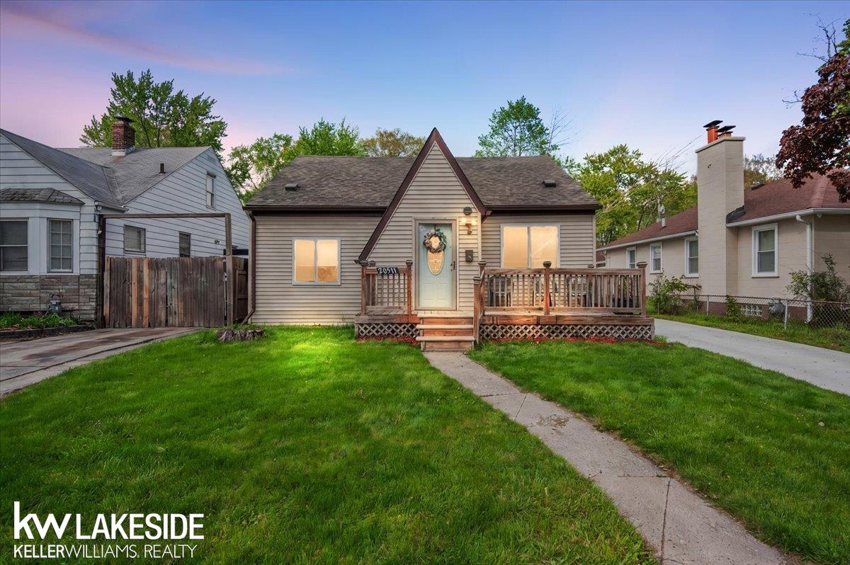 20511 Kenosha ST