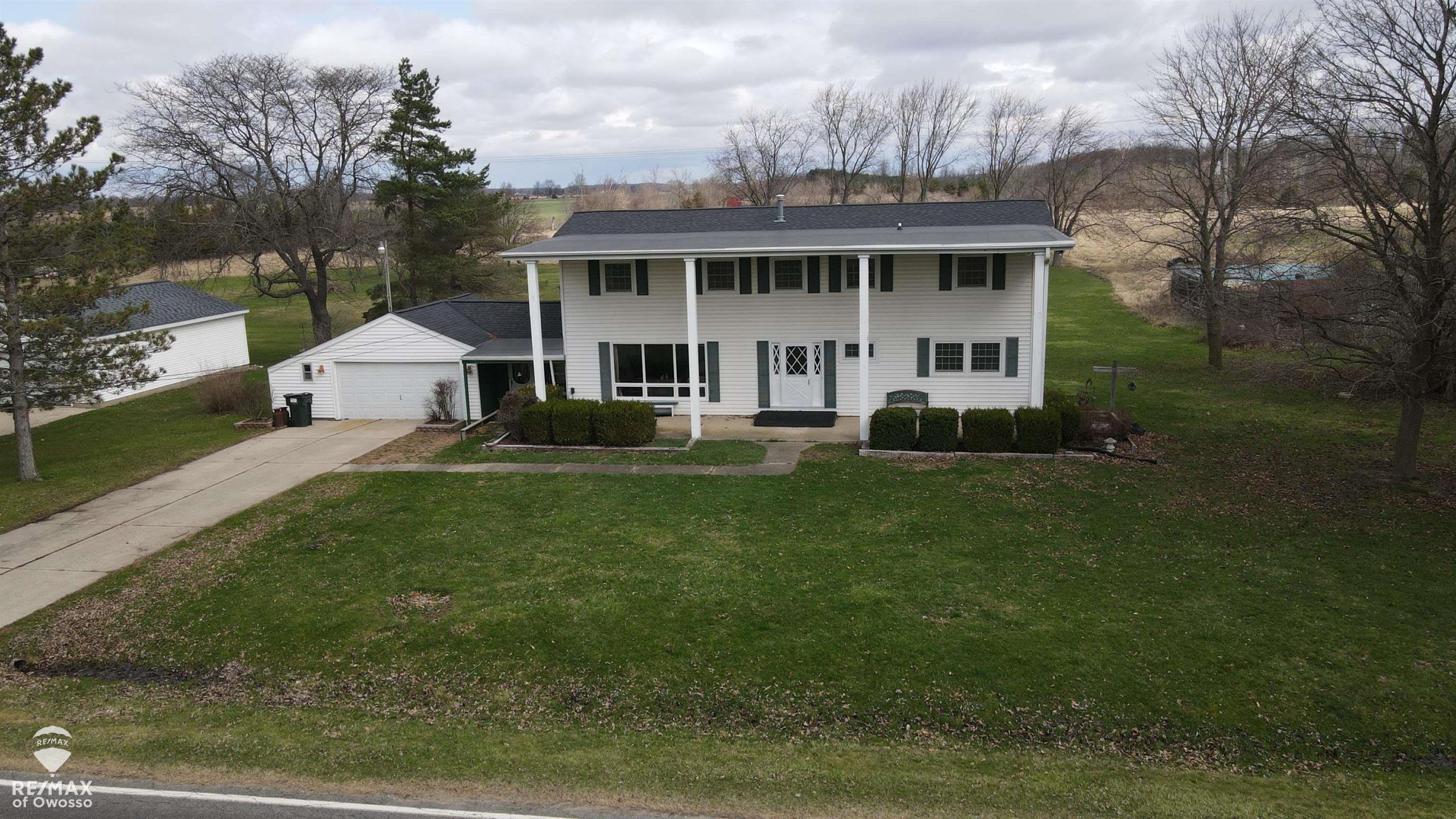1590 W Mason RD