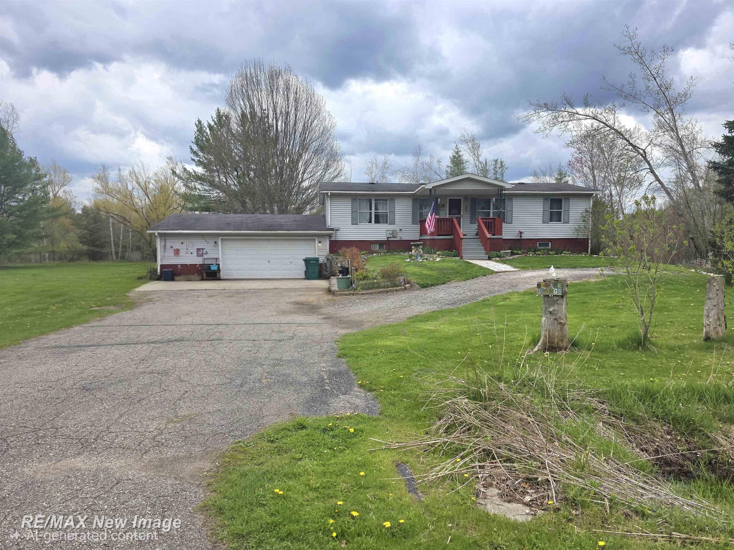 7469 Highland DR