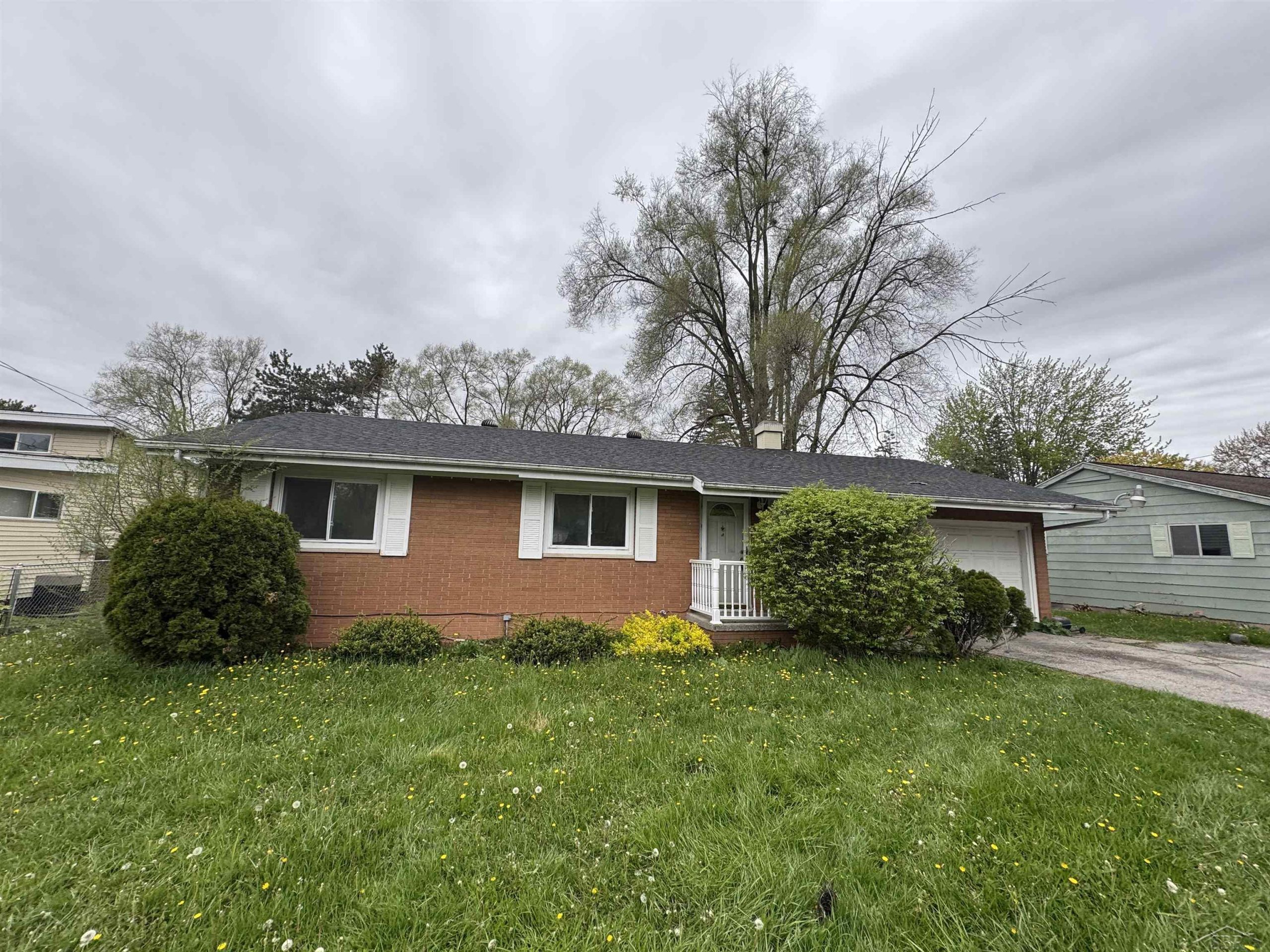 2950 Arlington DR