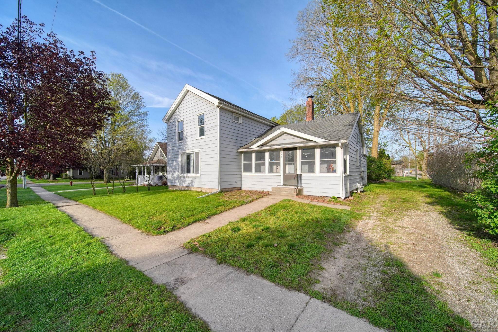 144 Wood ST