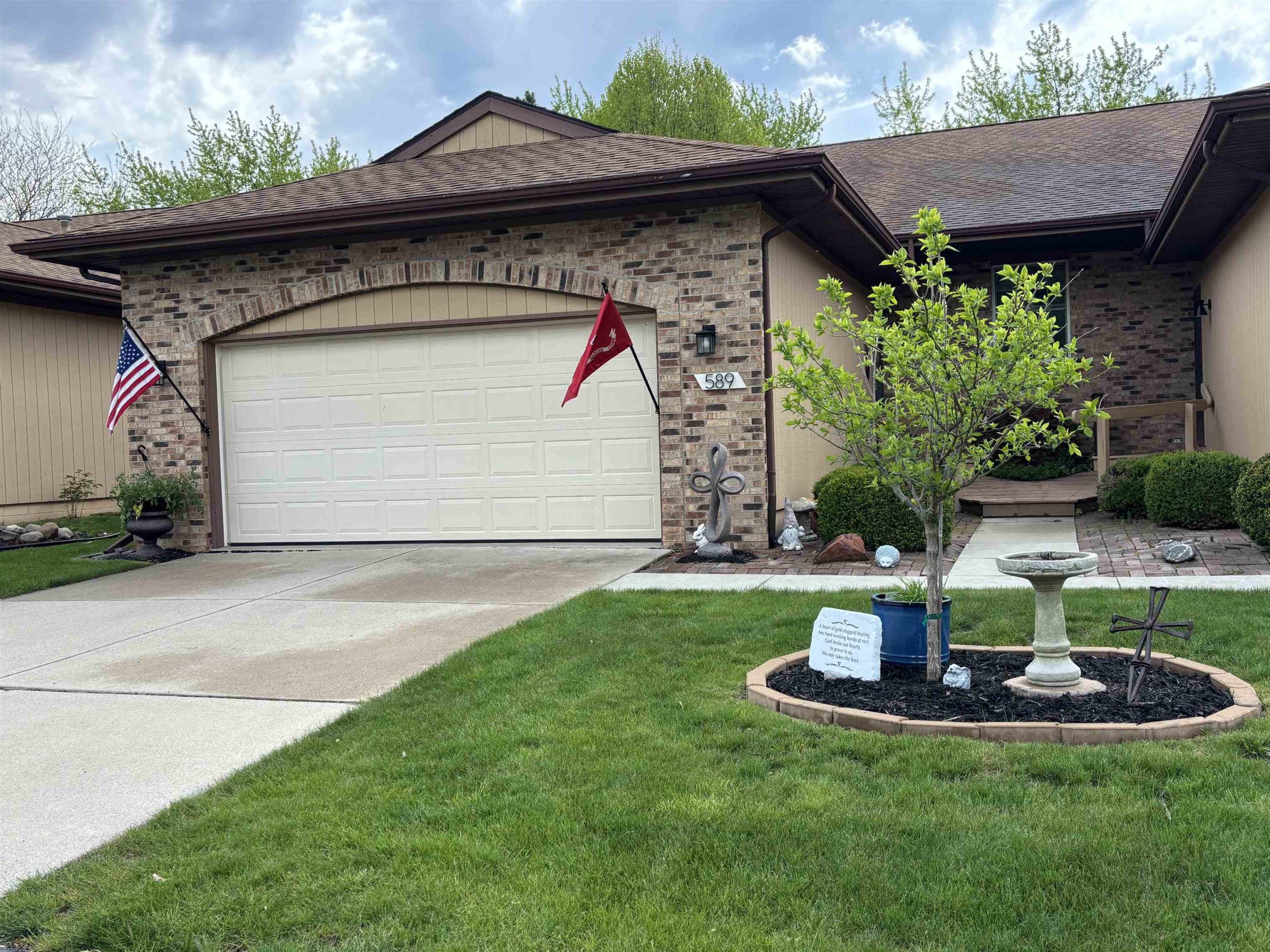 589 Churchgrove