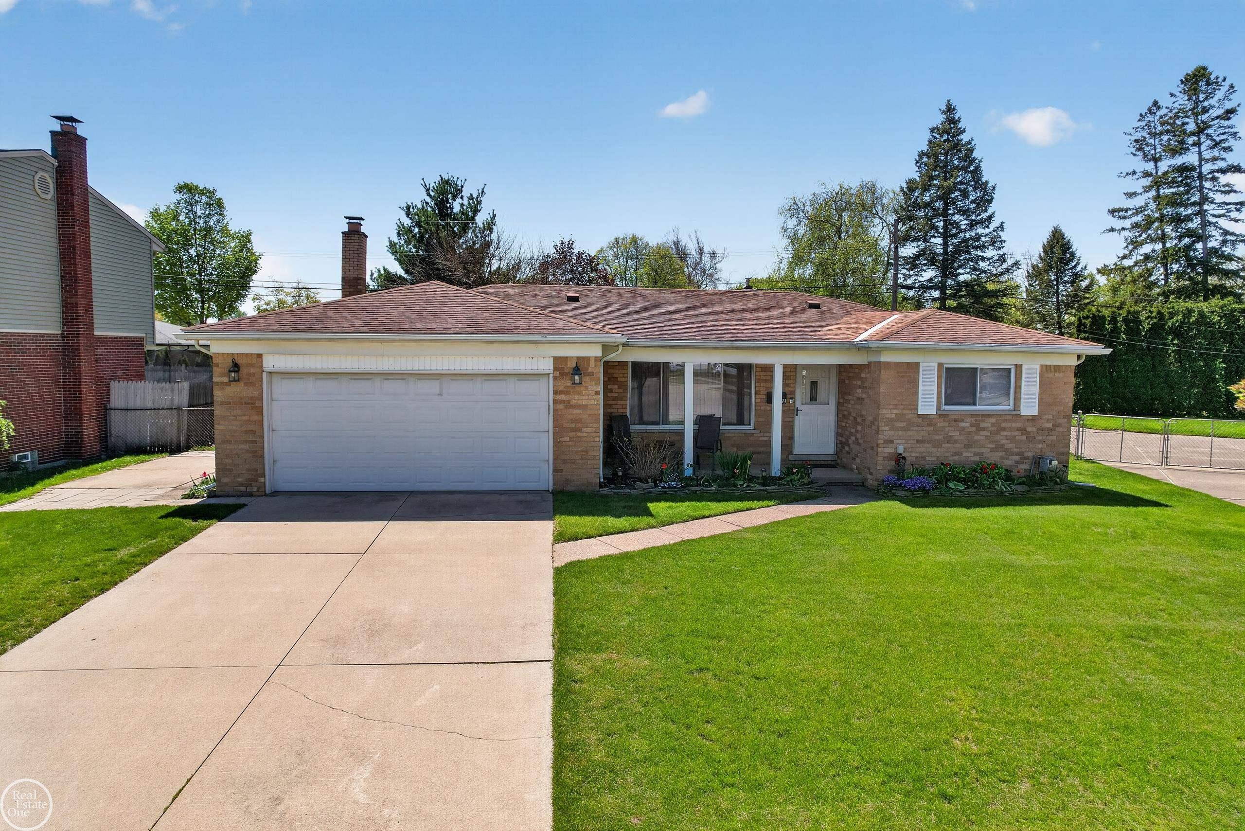 42159 Mac Rae DR