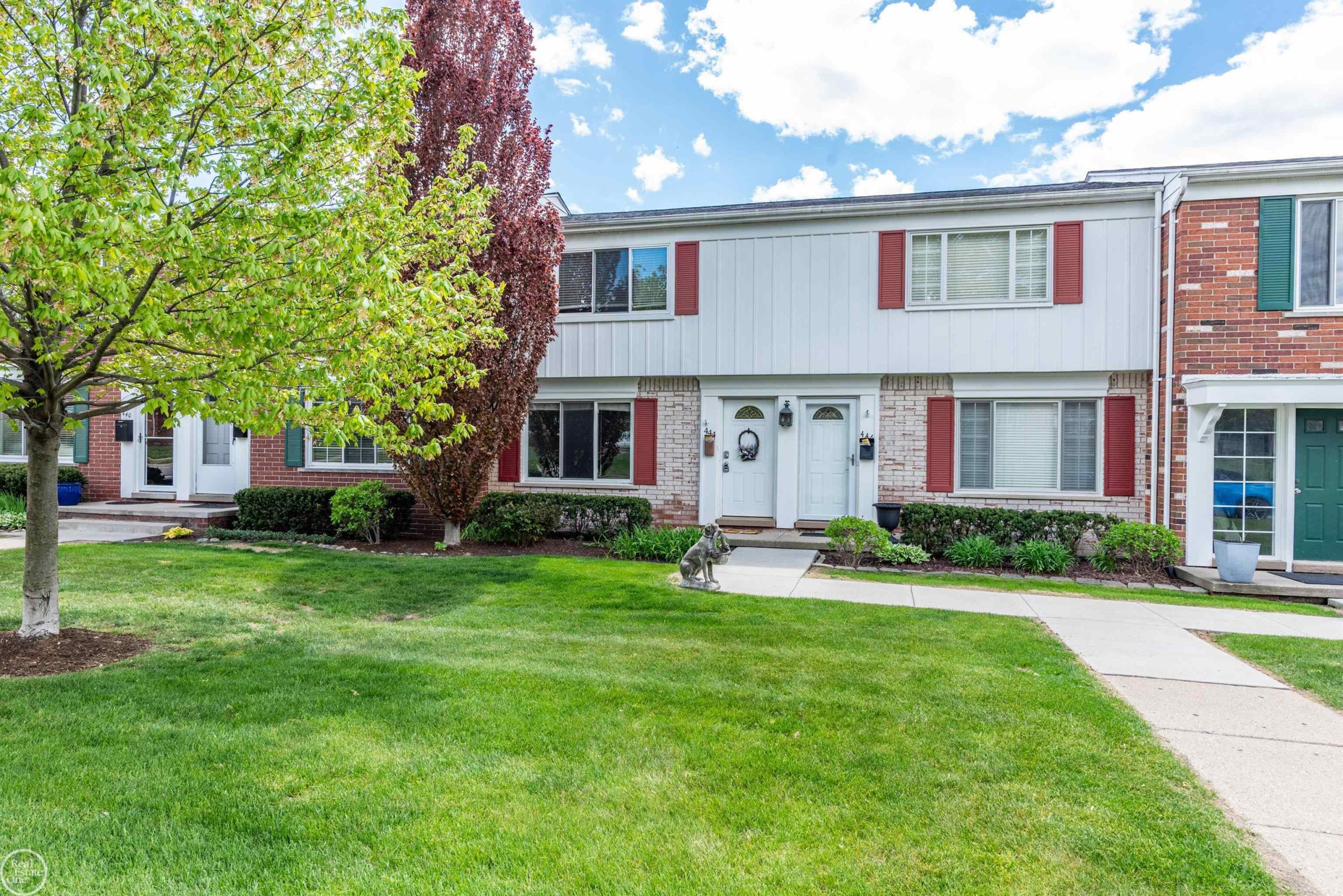 444 Miller AVE