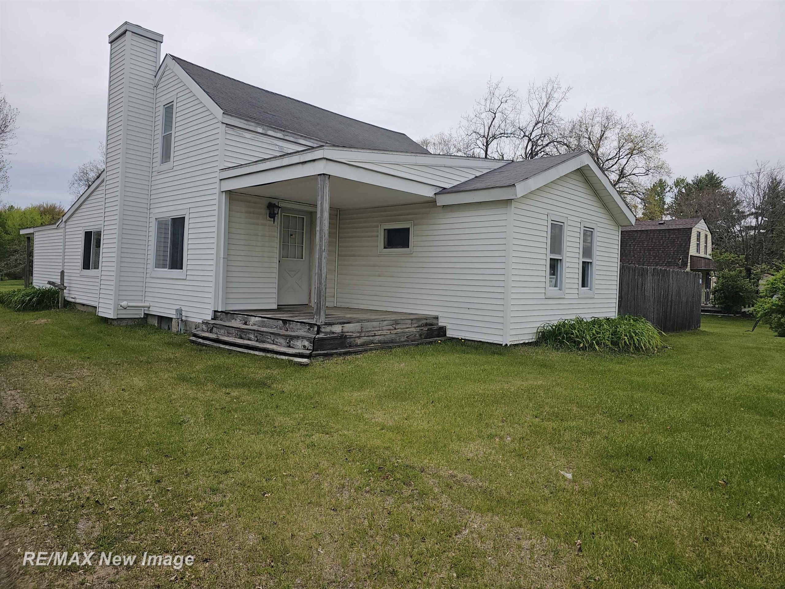 14307 N Lewis RD