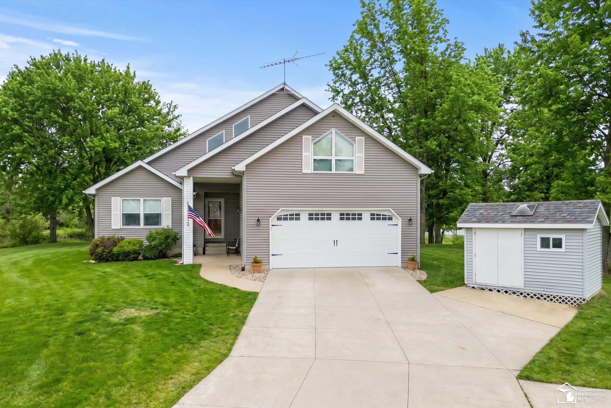 8085 Wadding DR