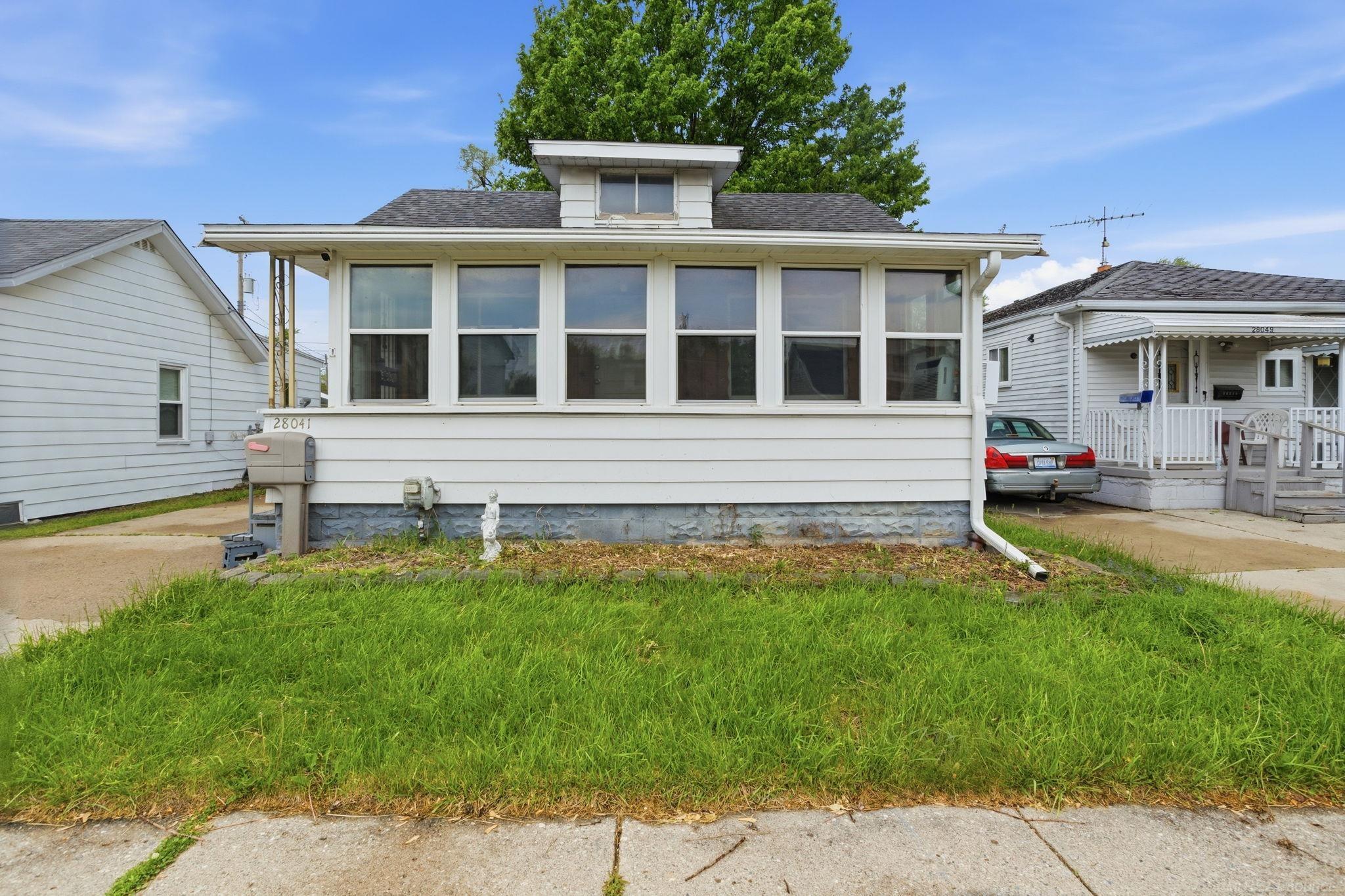 28041 Maple ST