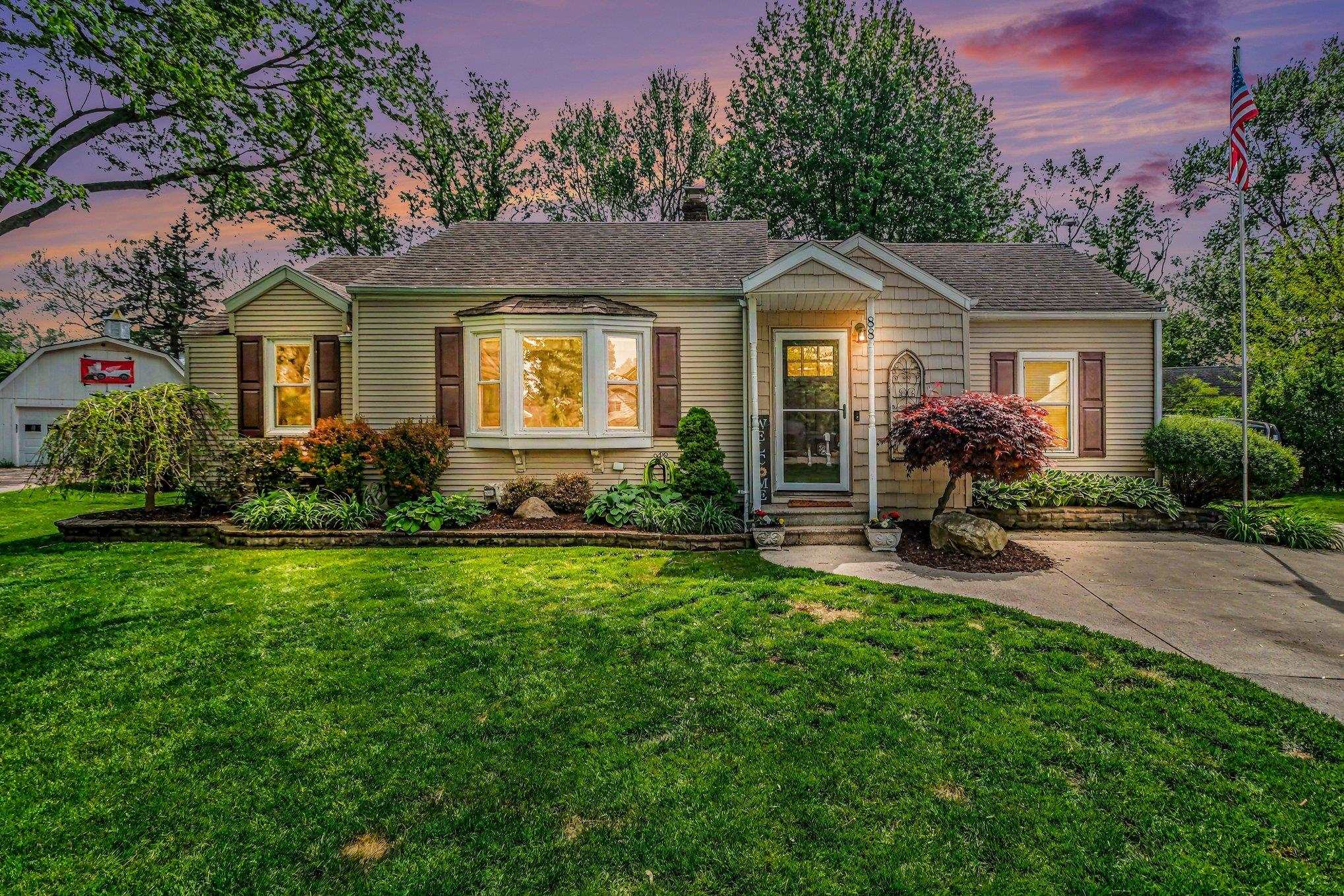 88 Hill Circle DR