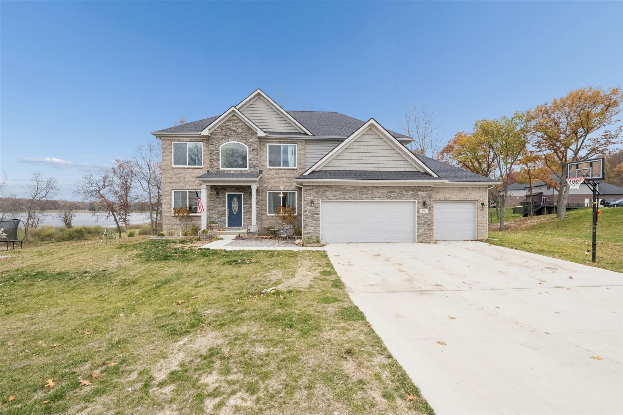 126 Parker Ln LN