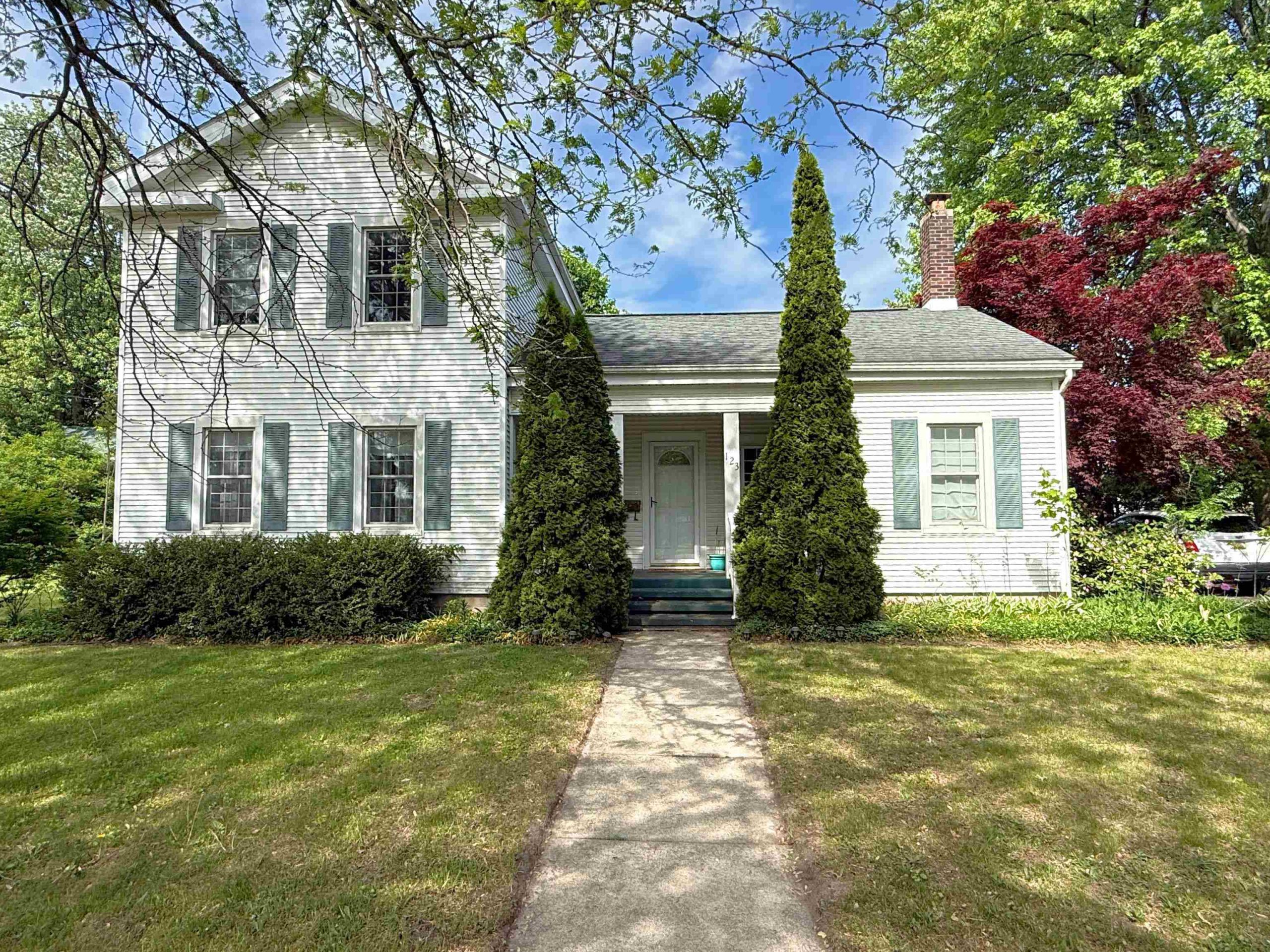 123 Madison ST