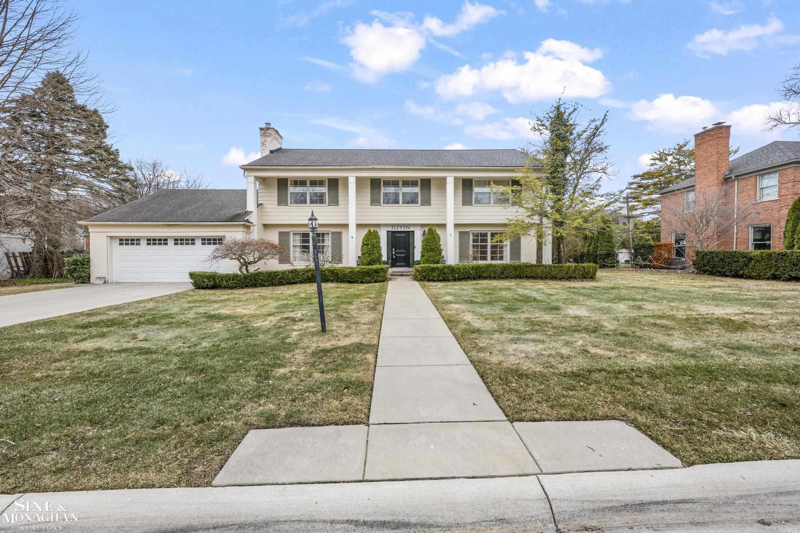 11 Wellington PL
