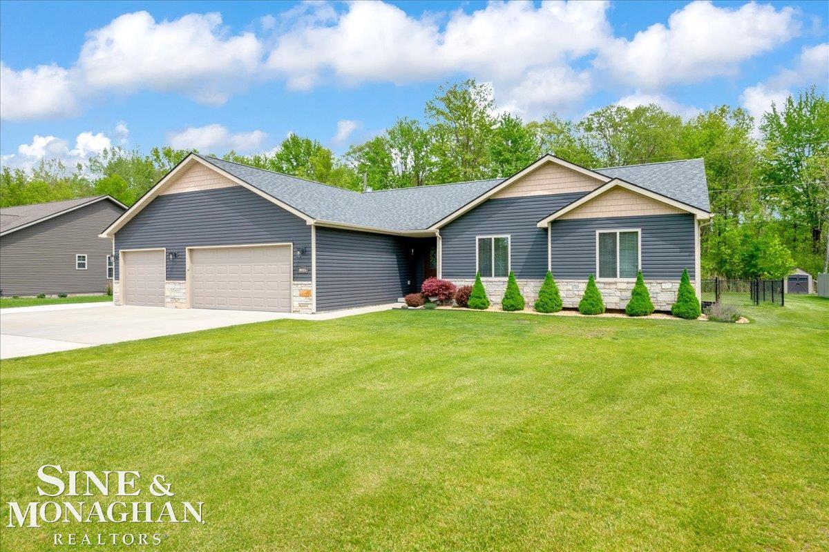 9445 Folkert RD