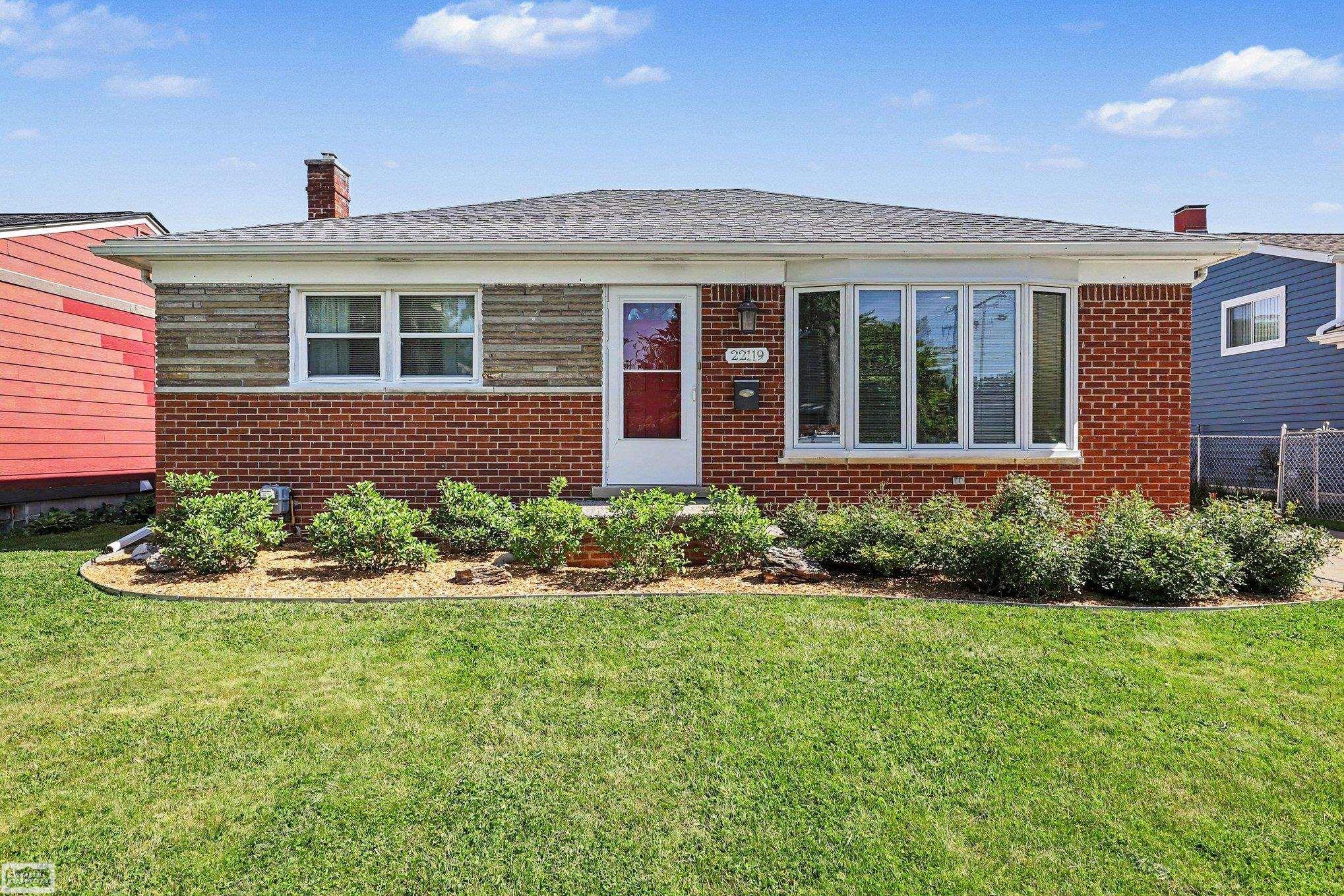 22119 Ridgeway ST
