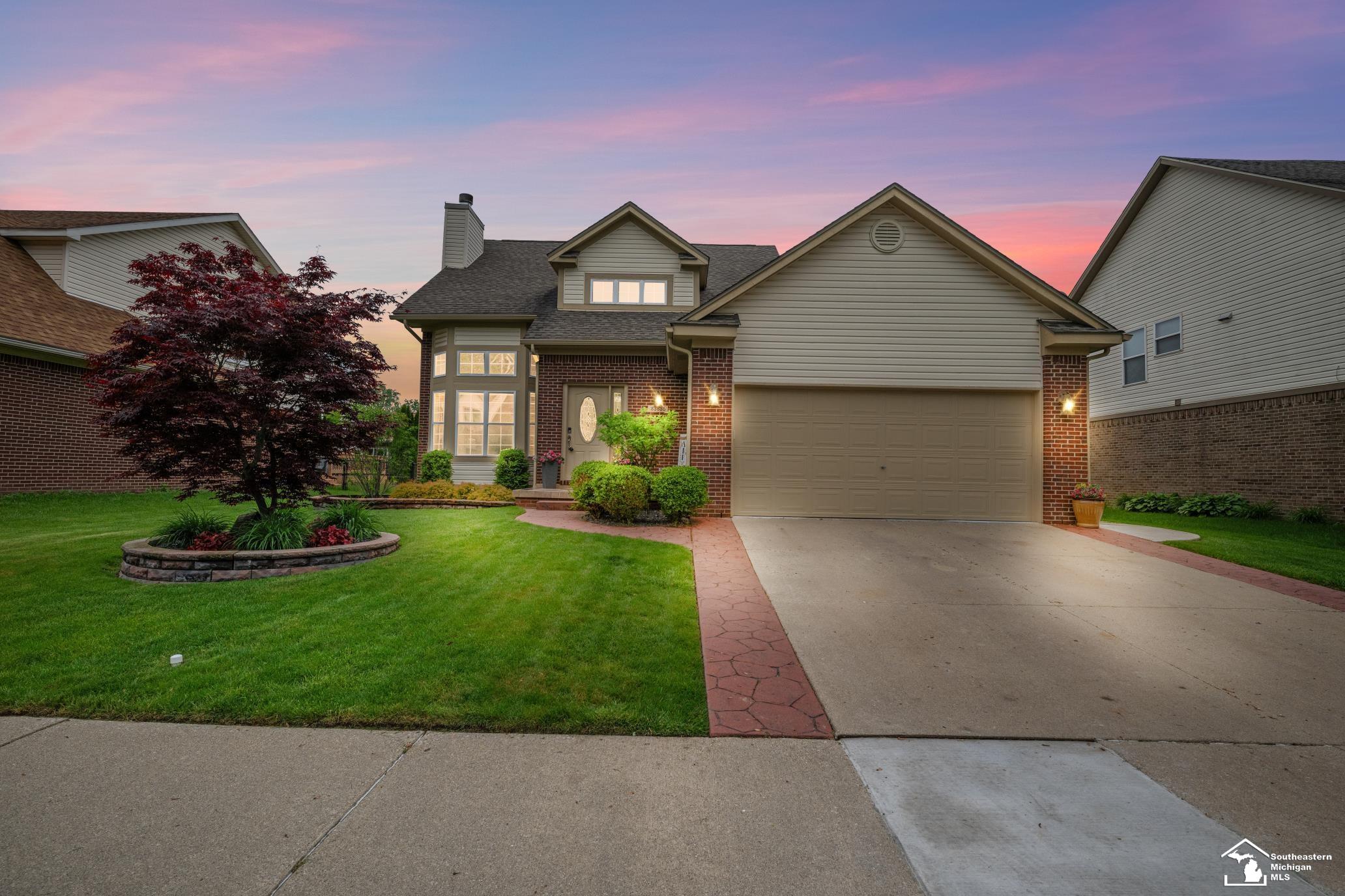 23635 Lori DR