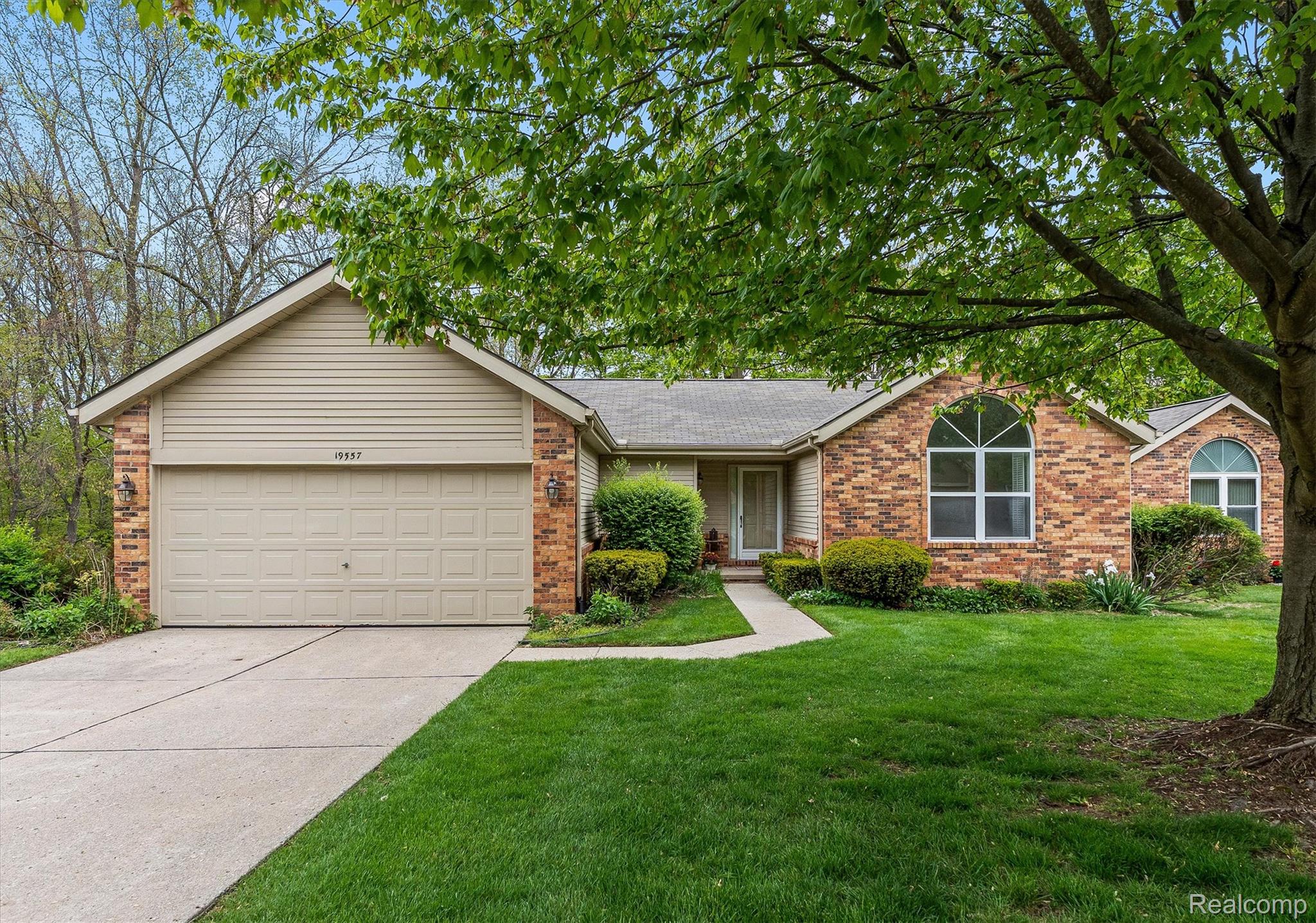 19557, Cardene, #53, Northville, Michigan, 48167