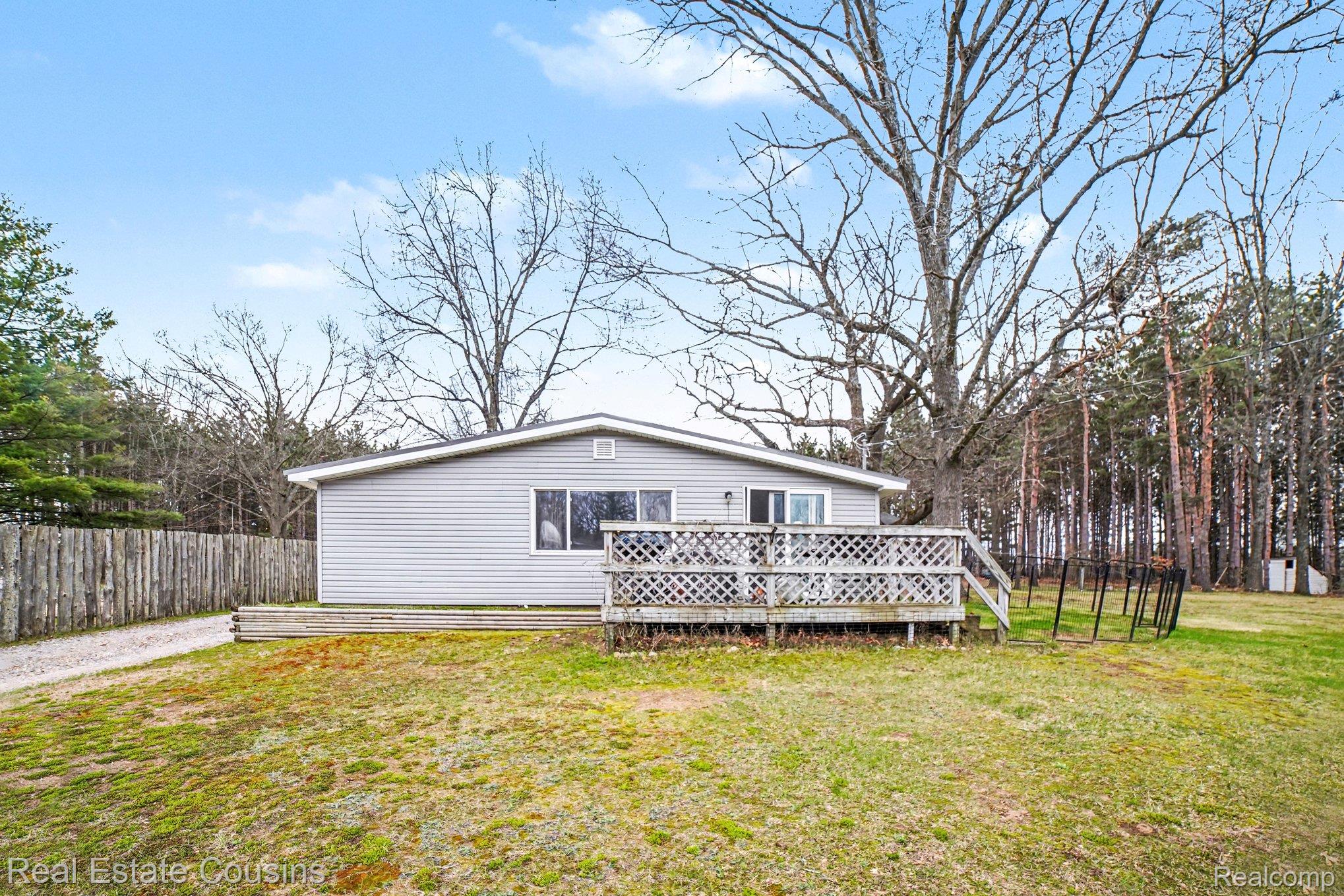 5881, Apple Hill, Lake, Michigan, 48632